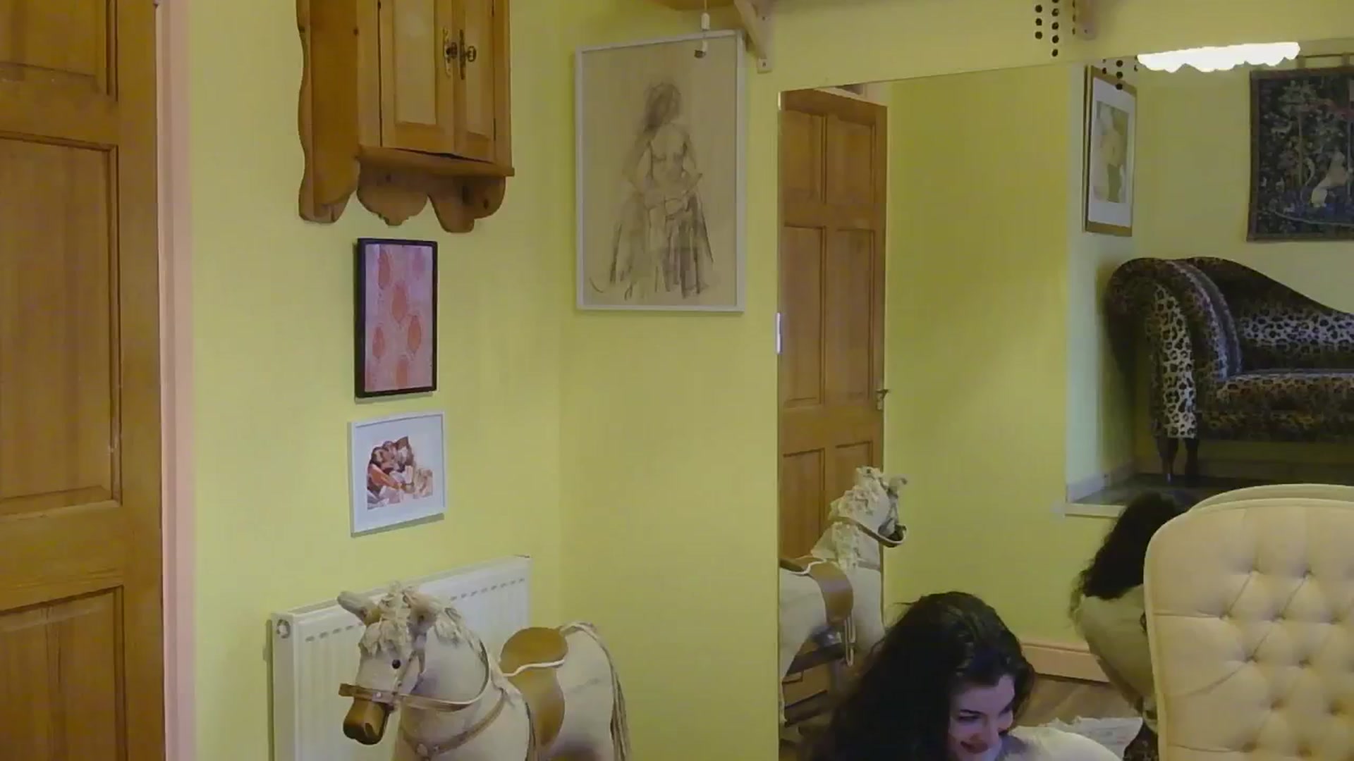 Gallery image thumbnail from sylksiren's myfreecams stream on, 12/18/2024, 16:47 image 5 of 20
