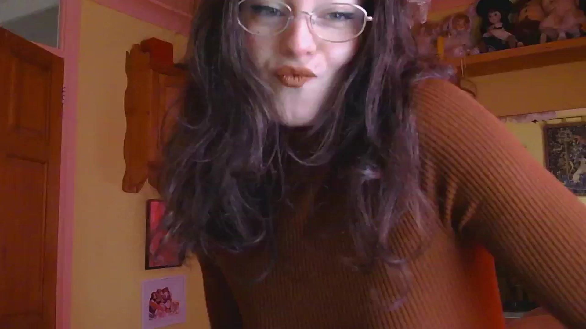 Gallery image thumbnail from sylksiren's myfreecams stream on, 01/17/2025, 12:57 image 3 of 20