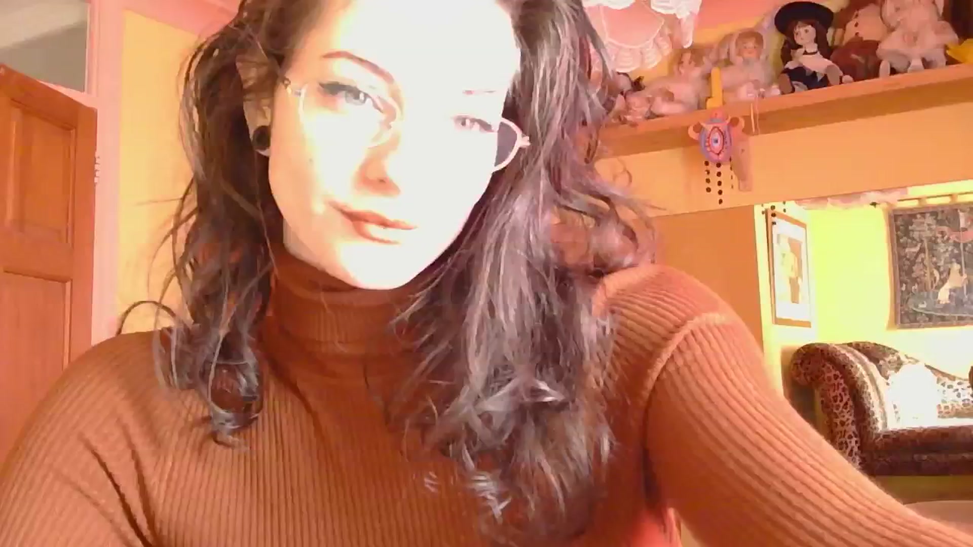 Gallery image thumbnail from sylksiren's myfreecams stream on, 01/17/2025, 12:57 image 1 of 20
