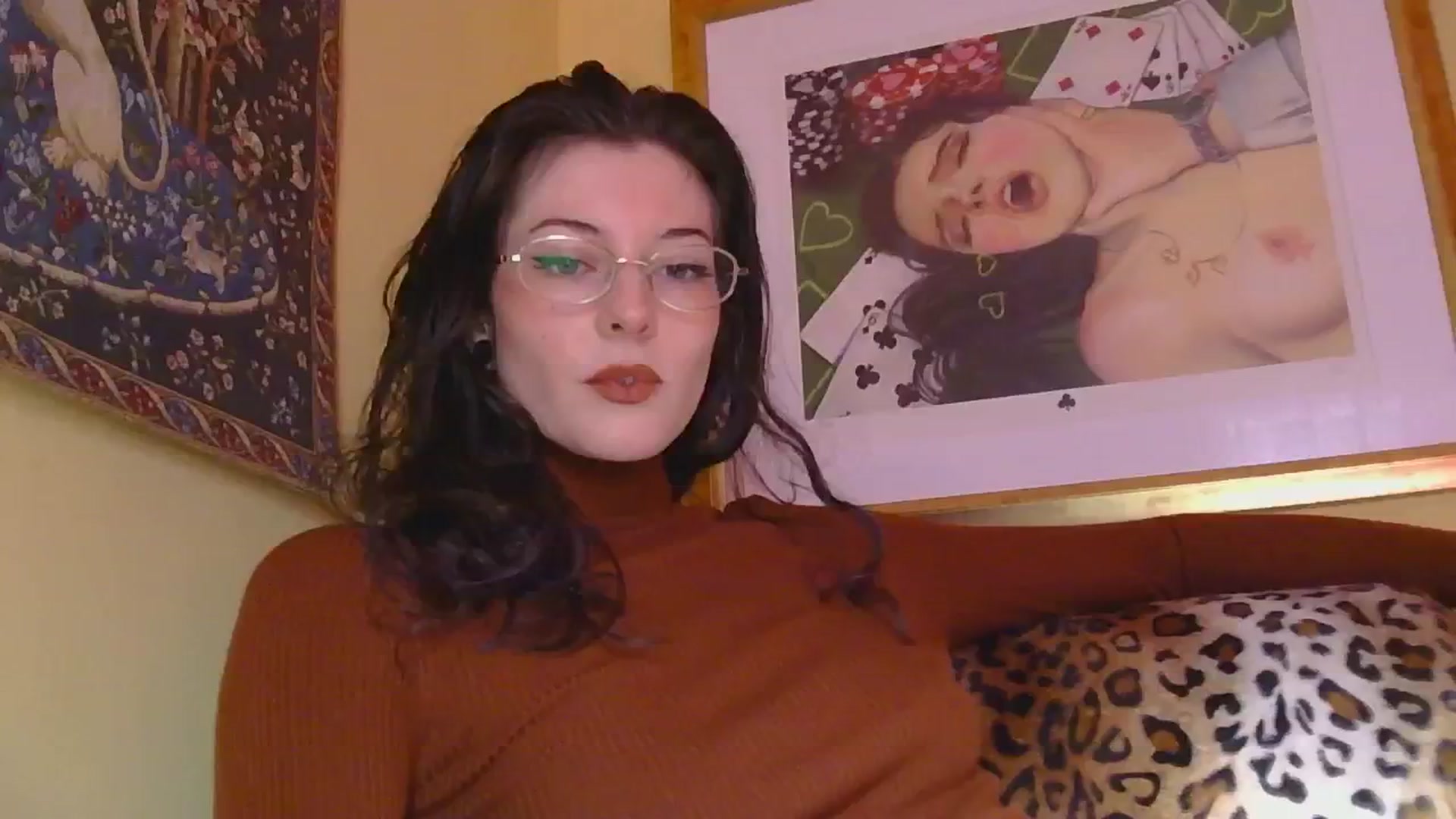 Gallery image thumbnail from sylksiren's myfreecams stream on, 01/17/2025, 12:57 image 15 of 20