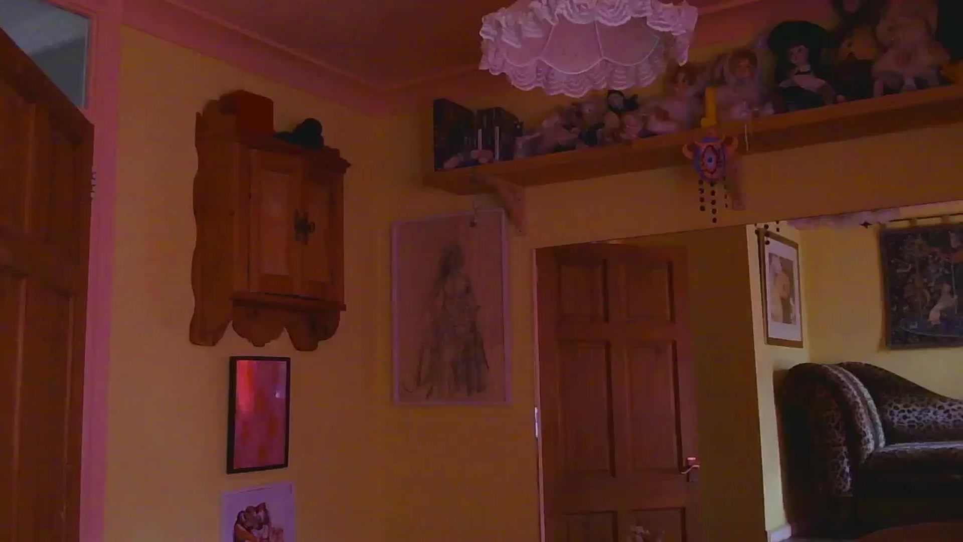 Gallery image thumbnail from sylksiren's myfreecams stream on, 01/17/2025, 12:57 image 7 of 20