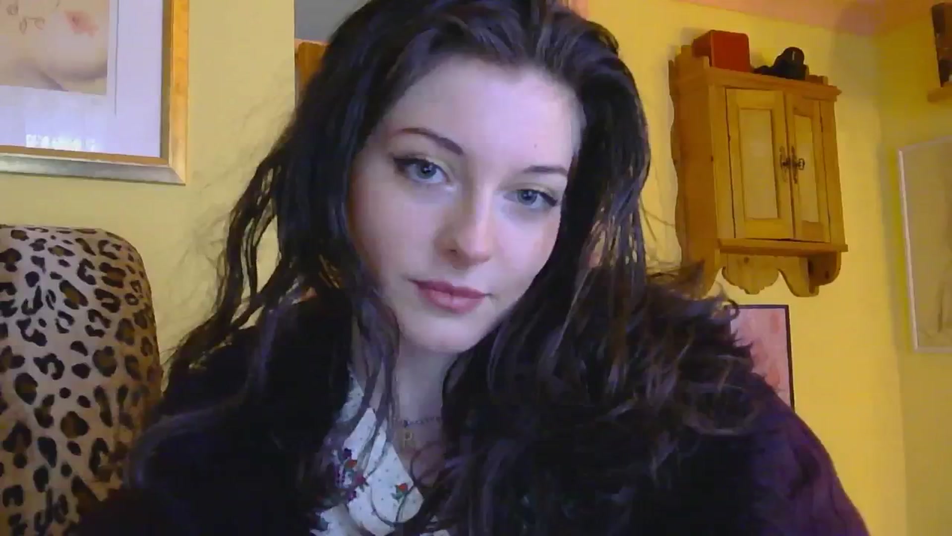 Gallery image thumbnail from sylksiren's myfreecams stream on, 02/11/2025, 15:20 image 2 of 20