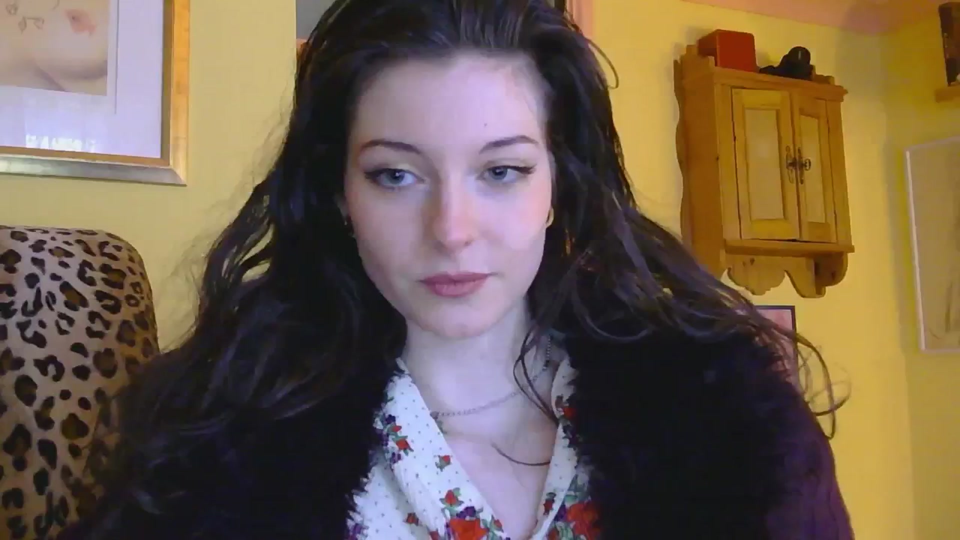 Gallery image thumbnail from sylksiren's myfreecams stream on, 02/11/2025, 15:20 image 1 of 20