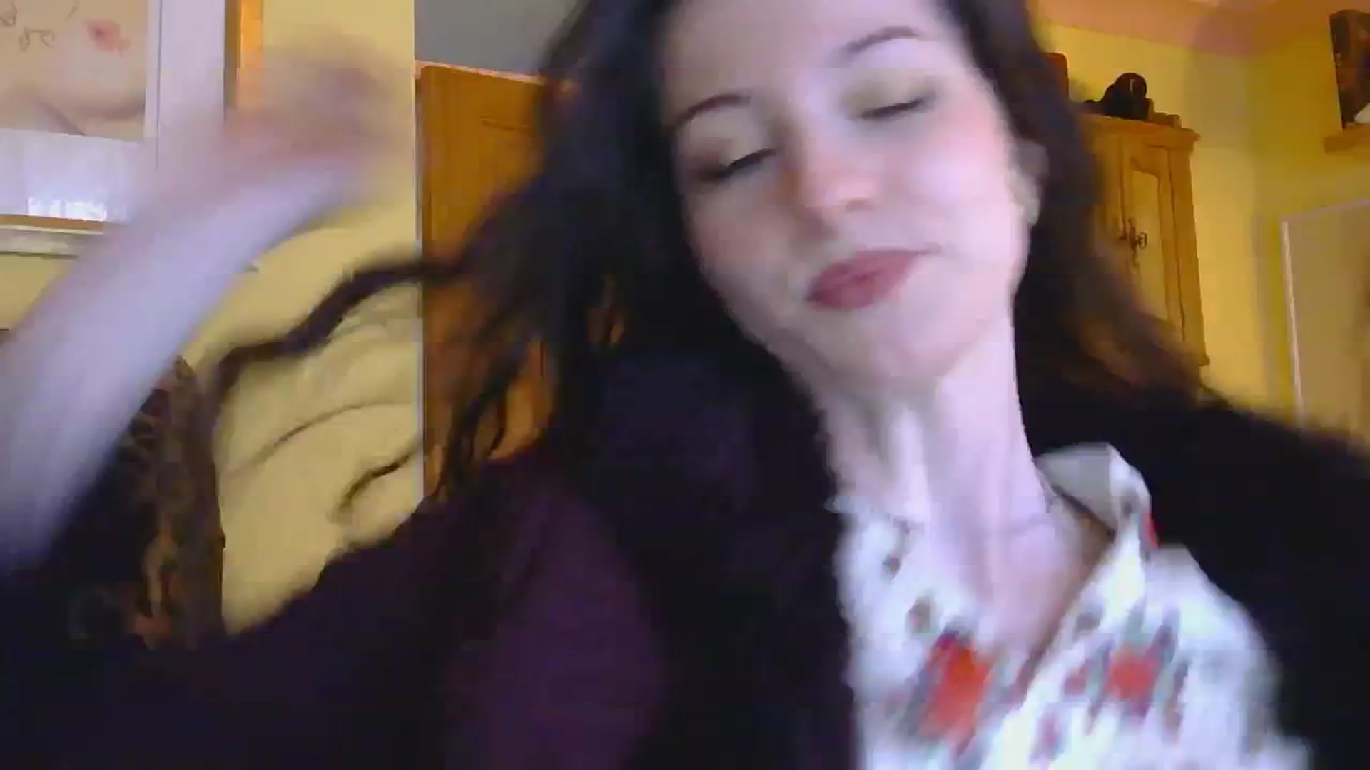 Gallery image thumbnail from sylksiren's myfreecams stream on, 02/11/2025, 15:20 image 3 of 20