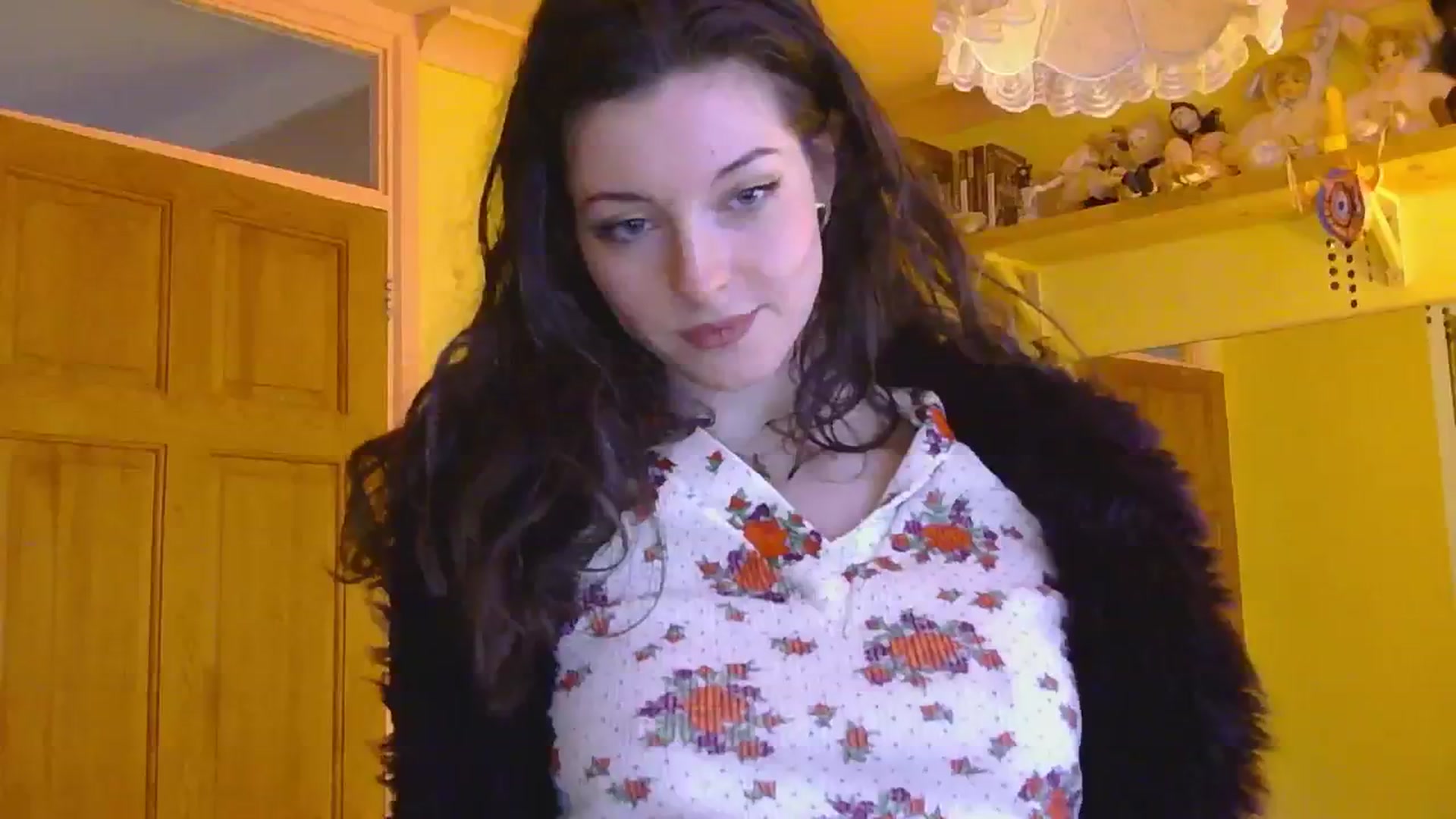 Gallery image thumbnail from sylksiren's myfreecams stream on, 02/11/2025, 15:20 image 11 of 20