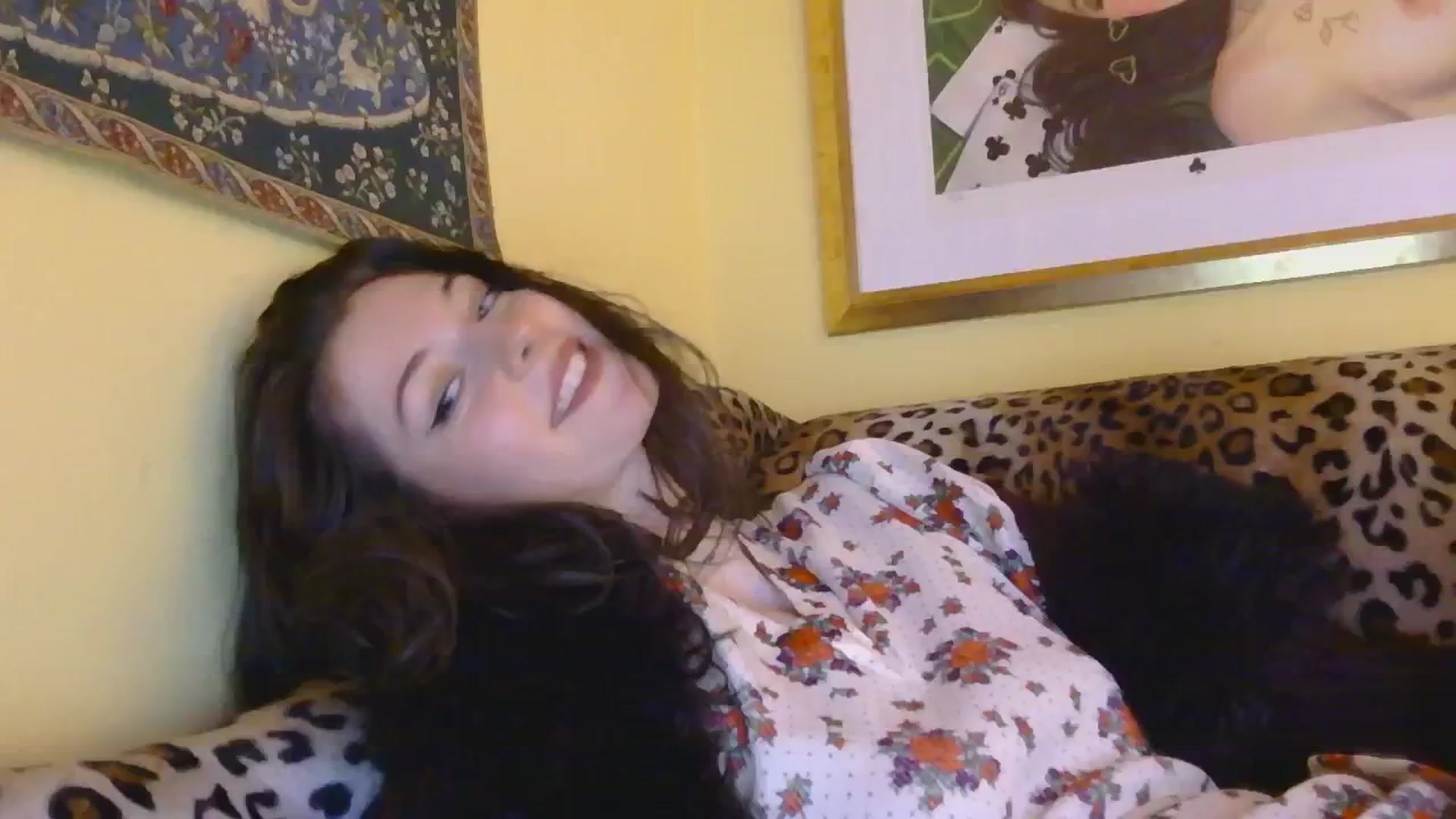 Gallery image thumbnail from sylksiren's myfreecams stream on, 02/11/2025, 16:24 image 15 of 20