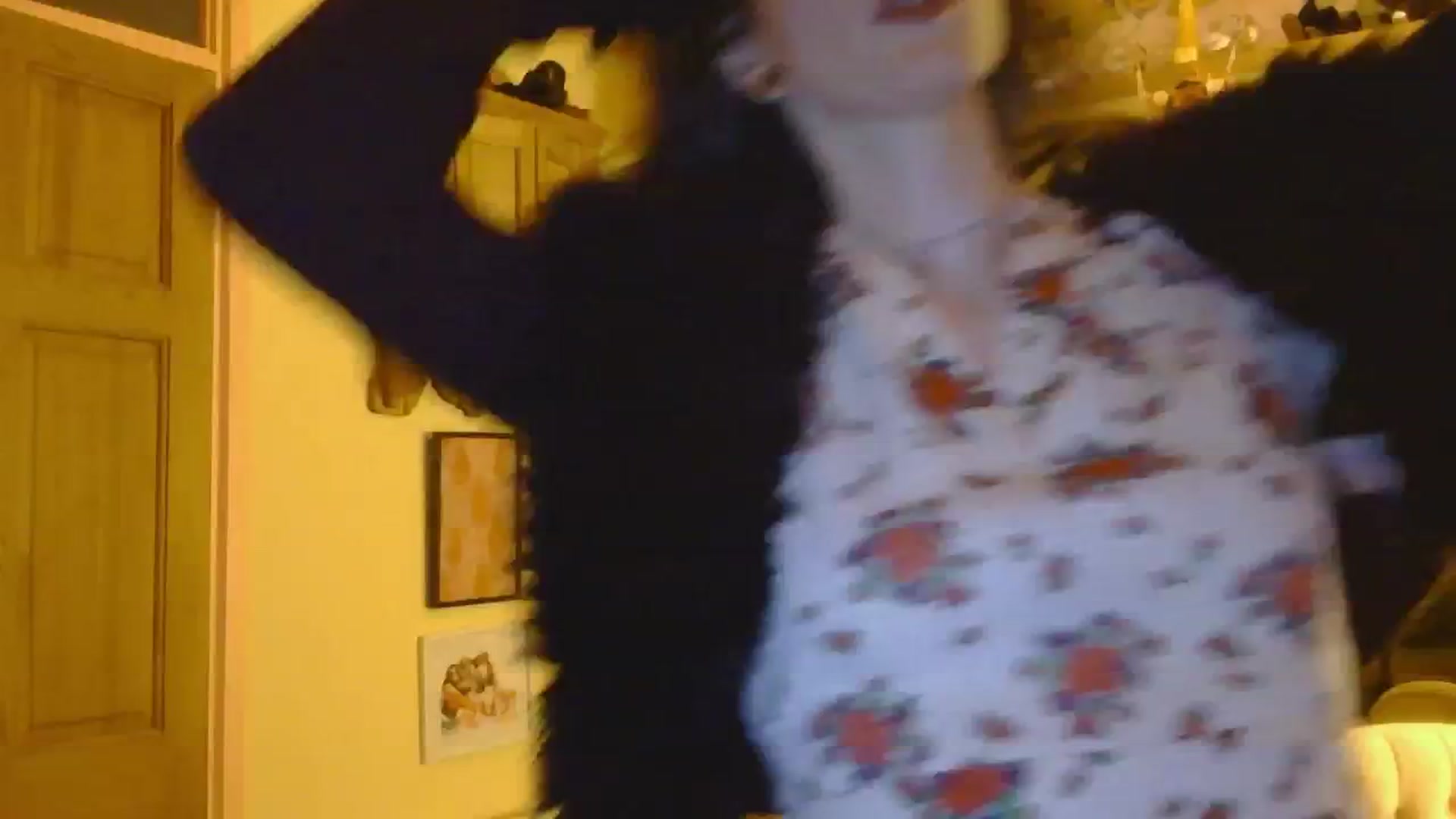 Gallery image thumbnail from sylksiren's myfreecams stream on, 02/11/2025, 19:35 image 6 of 20