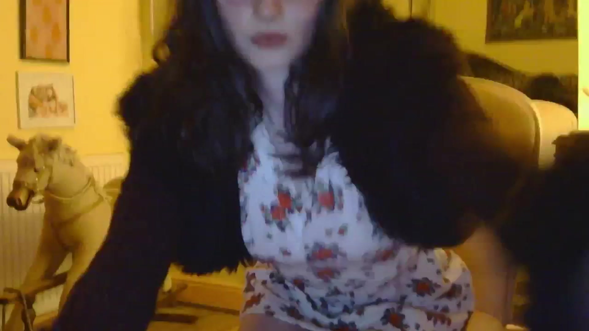 Gallery image thumbnail from sylksiren's myfreecams stream on, 02/11/2025, 19:35 image 16 of 20