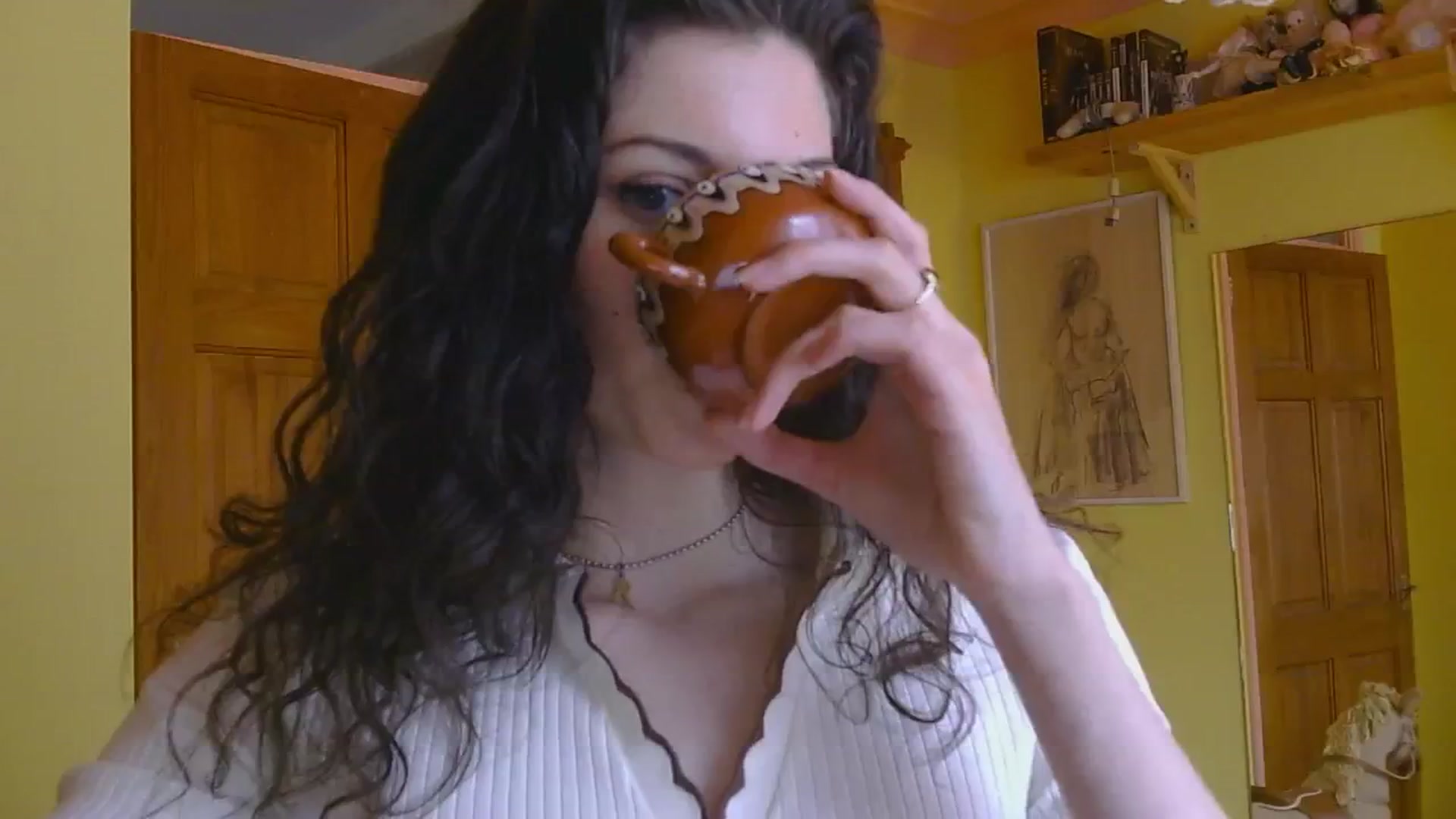Gallery image thumbnail from sylksiren's myfreecams stream on, 02/13/2025, 17:11 image 6 of 20