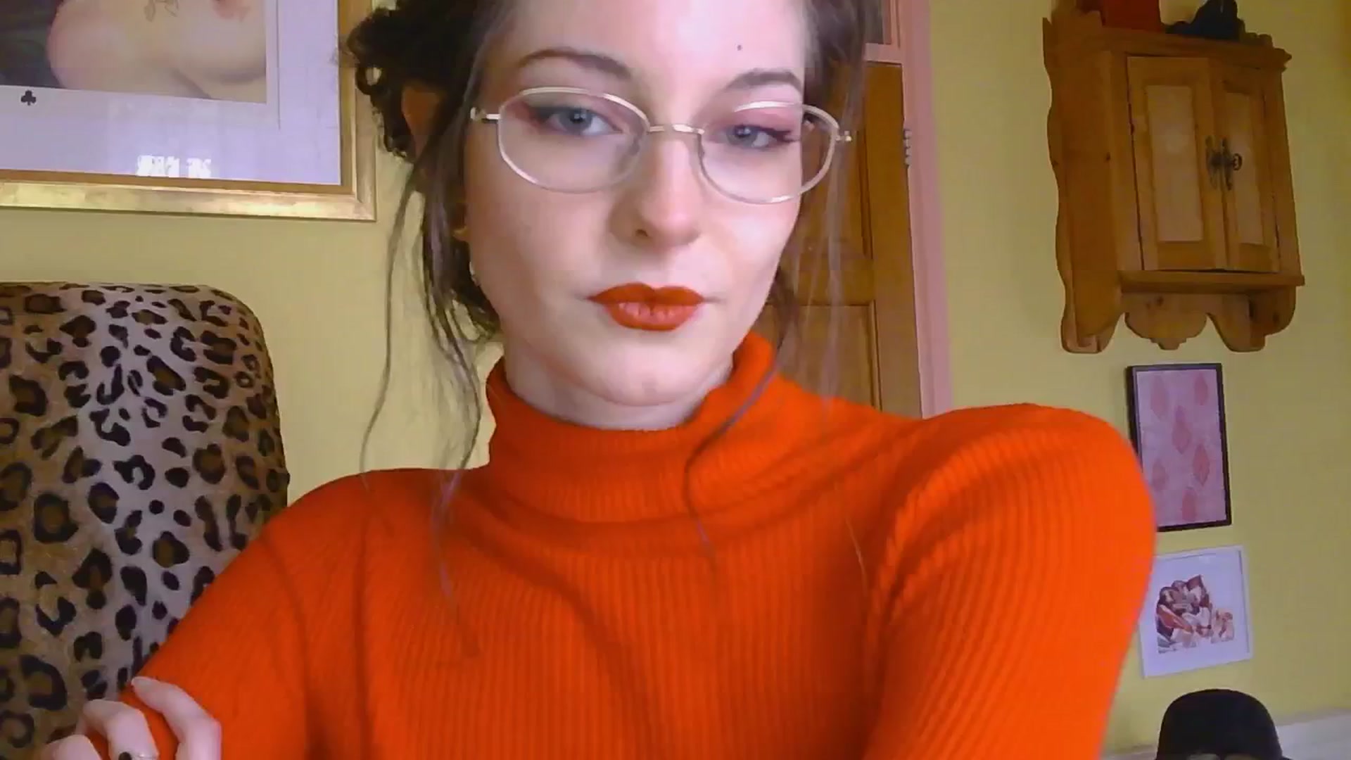 Gallery image thumbnail from sylksiren's myfreecams stream on, 02/14/2025, 14:50 image 18 of 20