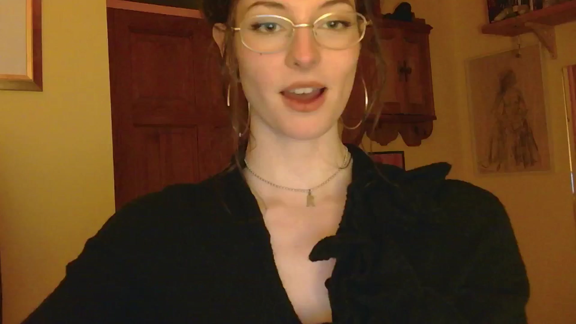 Gallery image thumbnail from sylksiren's myfreecams stream on, 02/16/2025, 22:44 image 10 of 20