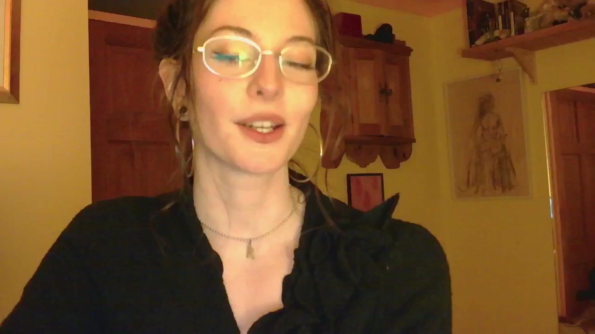 Gallery image thumbnail from sylksiren's myfreecams stream on, 02/16/2025, 22:44 image 6 of 20