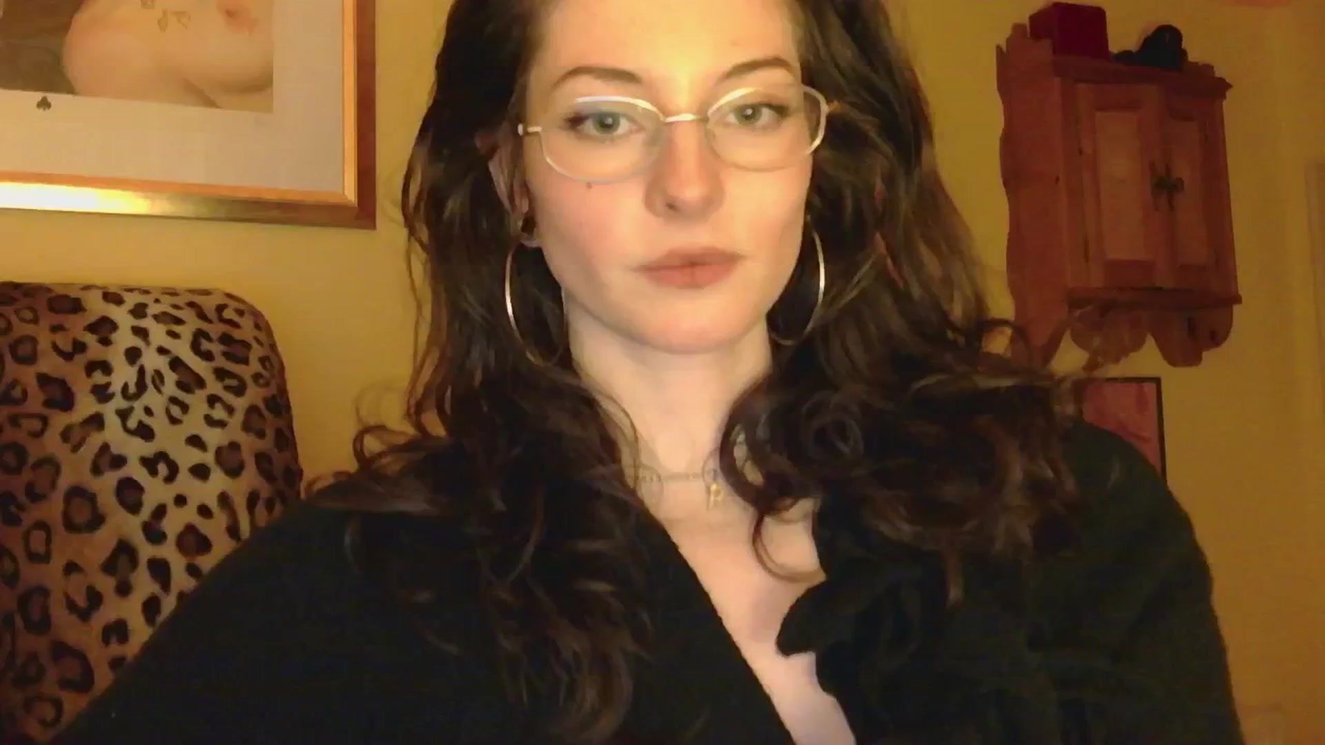 Gallery image thumbnail from sylksiren's myfreecams stream on, 02/16/2025, 22:44 image 18 of 20