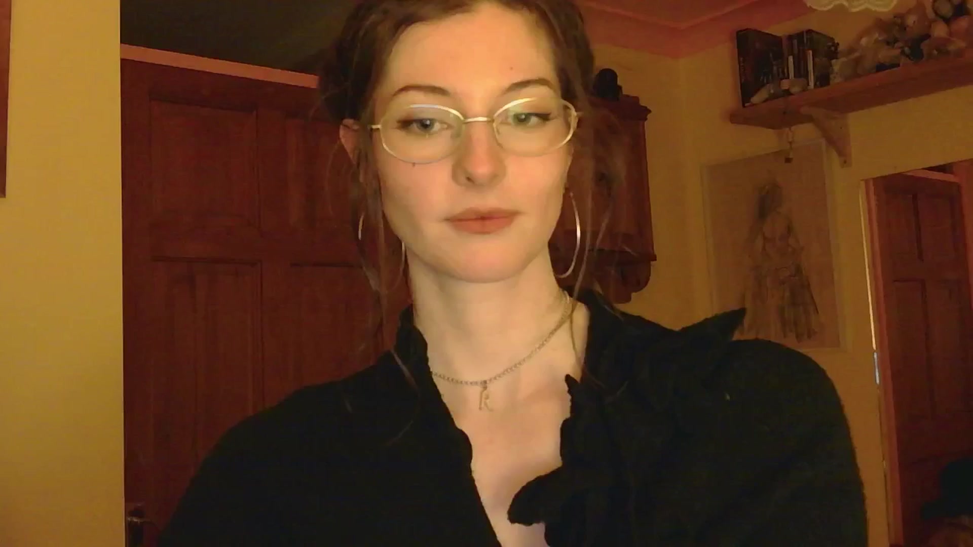 Gallery image thumbnail from sylksiren's myfreecams stream on, 02/16/2025, 22:44 image 8 of 20