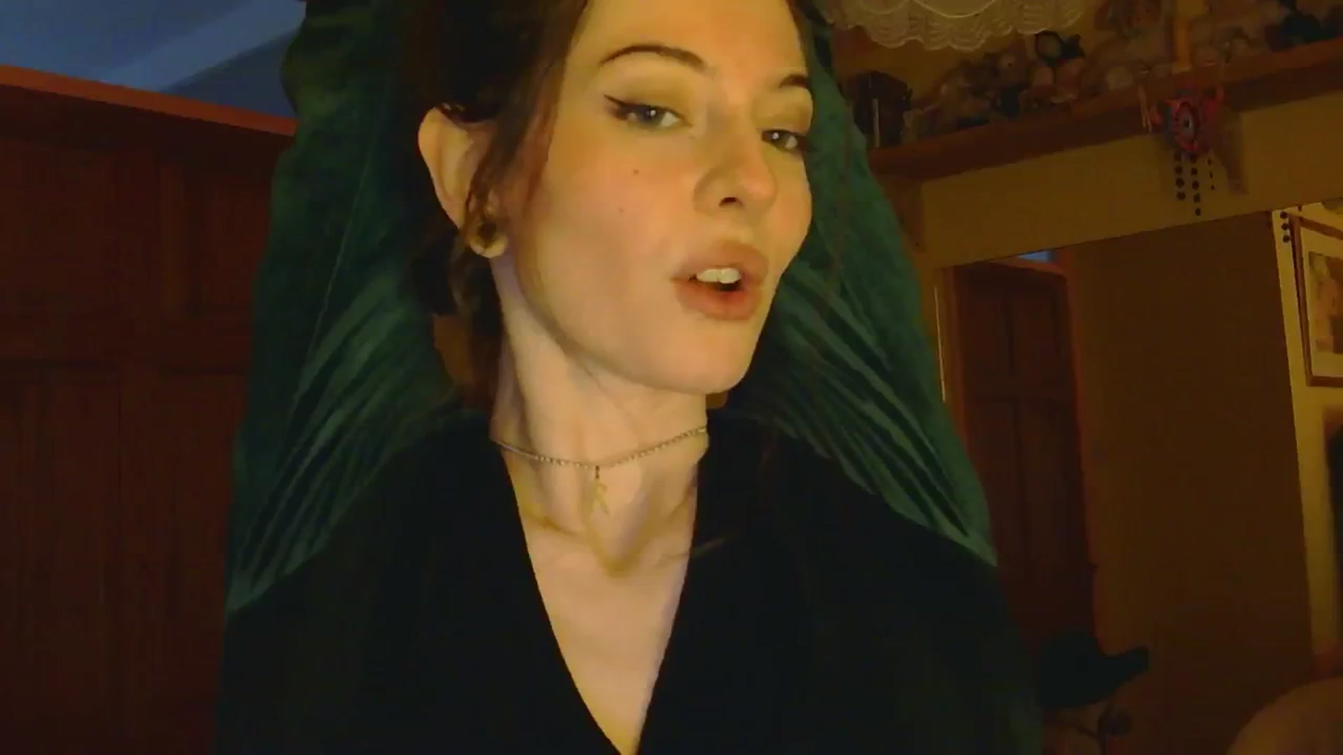 Gallery image thumbnail from sylksiren's myfreecams stream on, 02/26/2025, 15:45 image 4 of 20