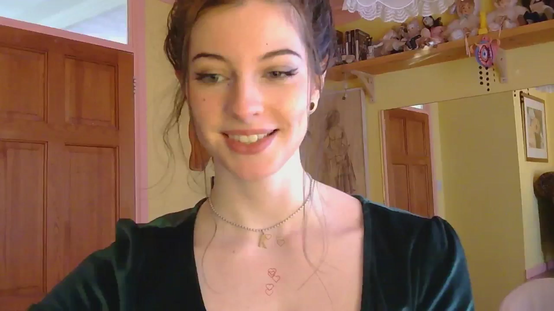 Gallery image thumbnail from sylksiren's myfreecams stream on, 02/26/2025, 15:45 image 13 of 20