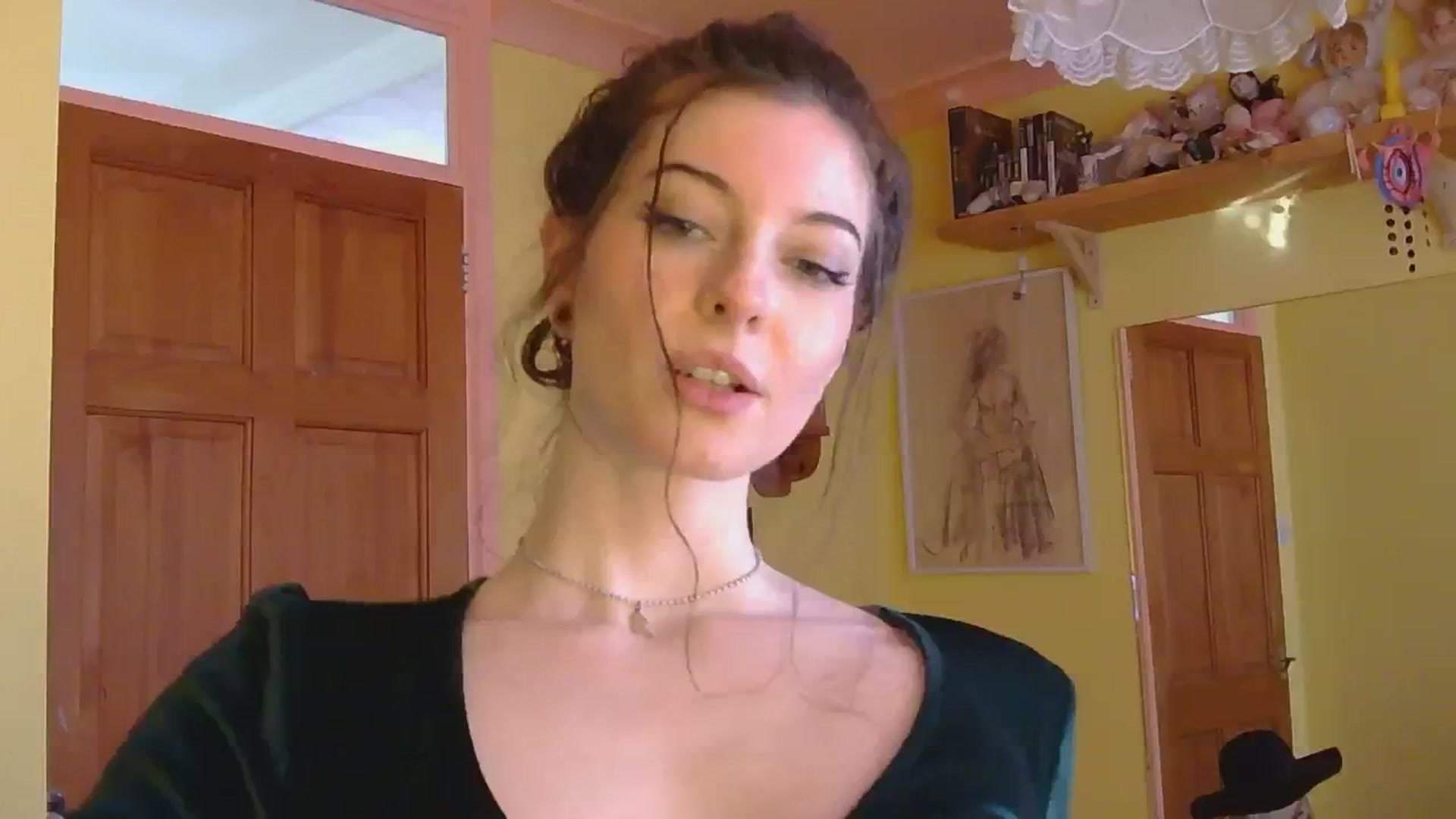 Gallery image thumbnail from sylksiren's myfreecams stream on, 02/26/2025, 15:45 image 16 of 20