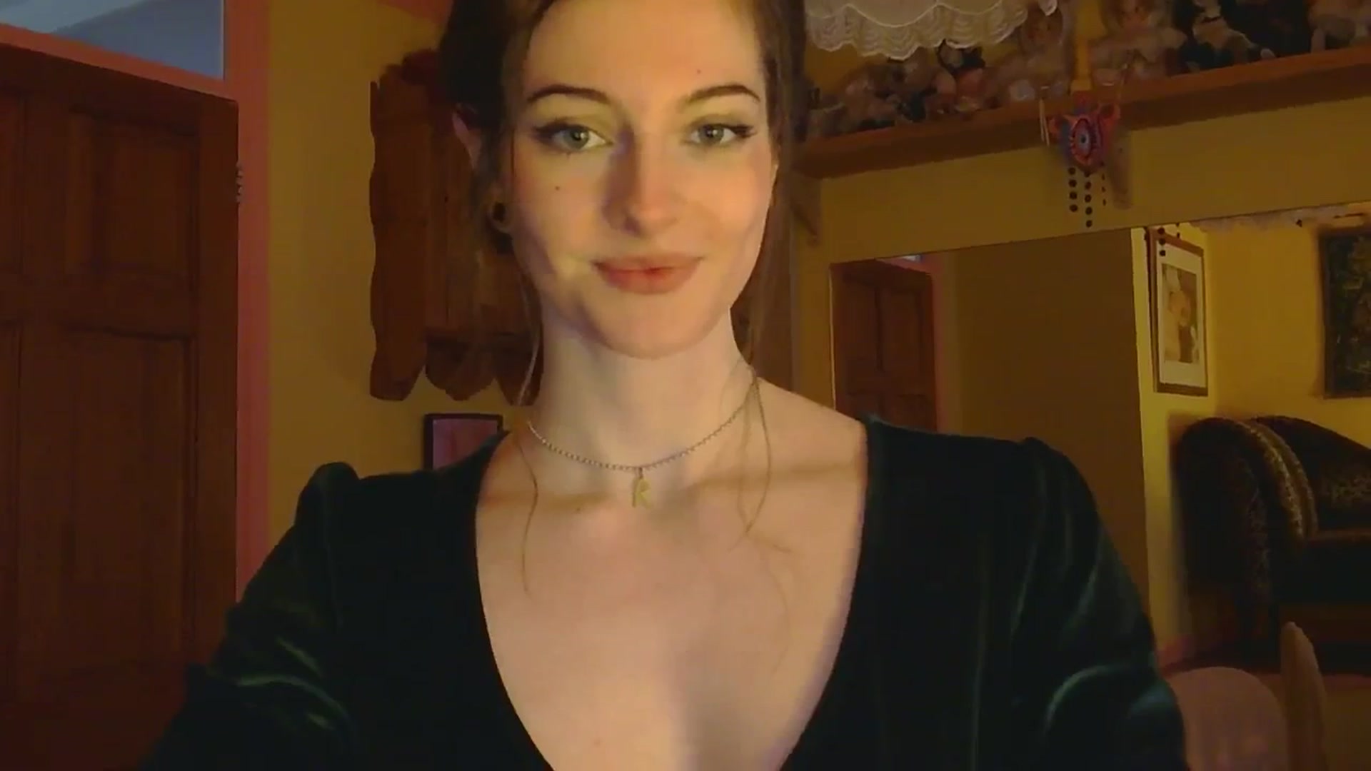 Gallery image thumbnail from sylksiren's myfreecams stream on, 02/26/2025, 16:22 image 4 of 20