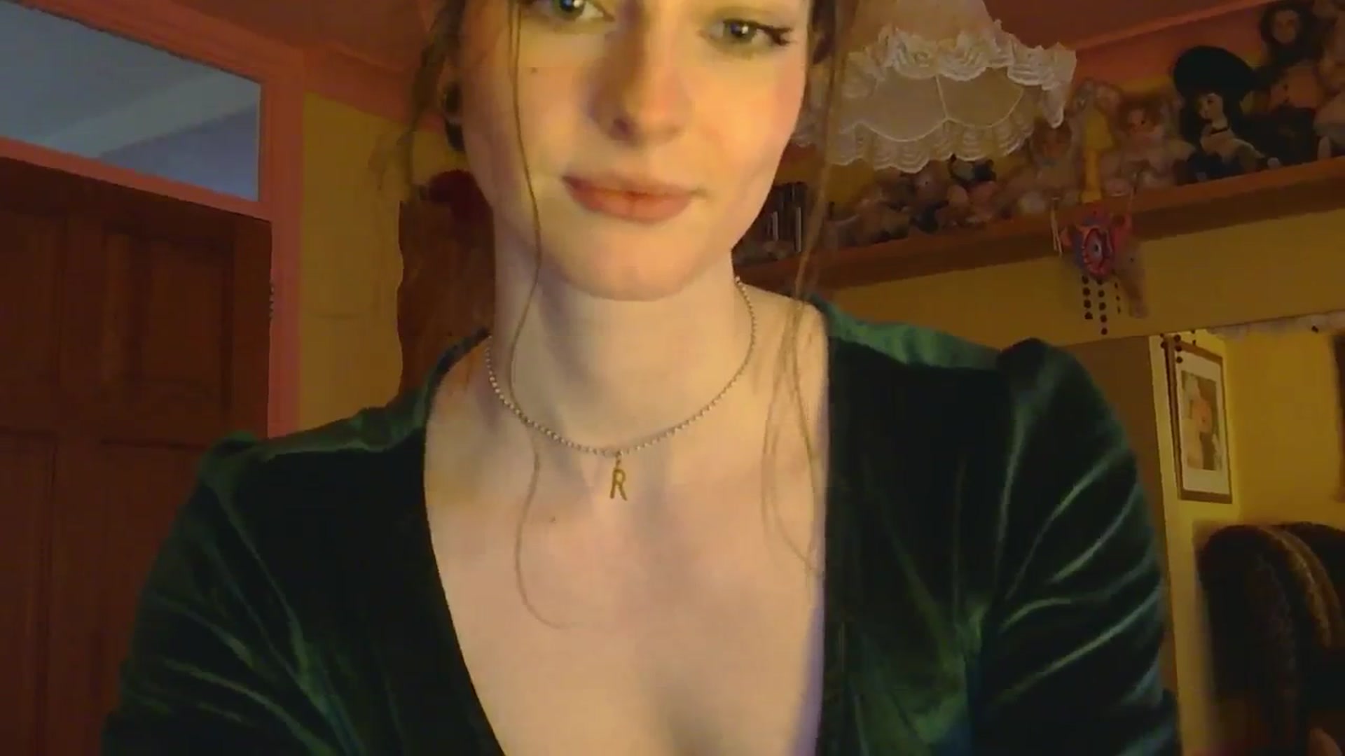 Gallery image thumbnail from sylksiren's myfreecams stream on, 02/26/2025, 16:22 image 15 of 20