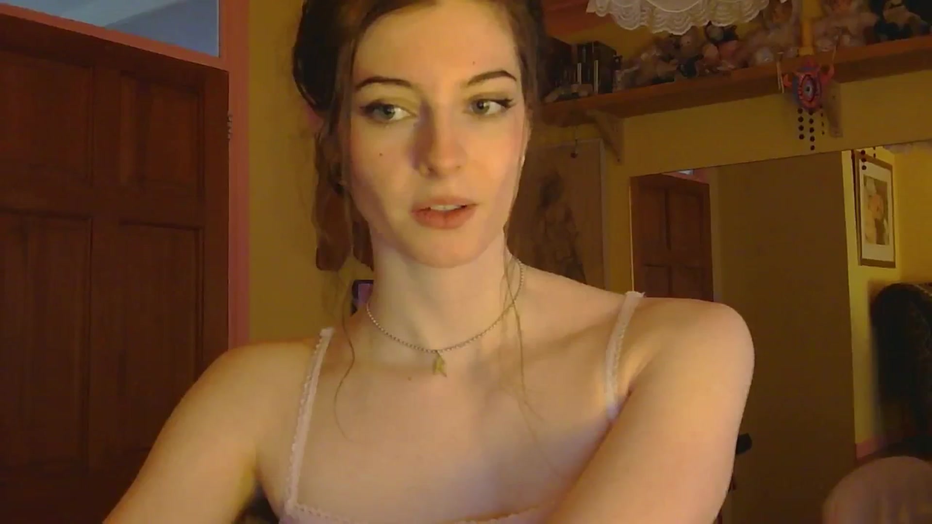 Gallery image thumbnail from sylksiren's myfreecams stream on, 02/26/2025, 16:22 image 3 of 20
