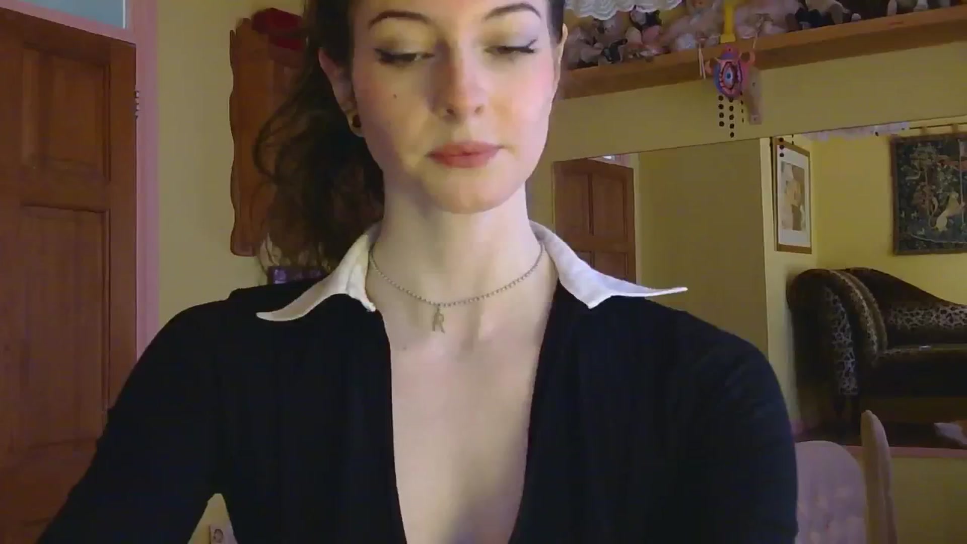 Gallery image thumbnail from sylksiren's myfreecams stream on, 02/27/2025, 12:15 image 12 of 20