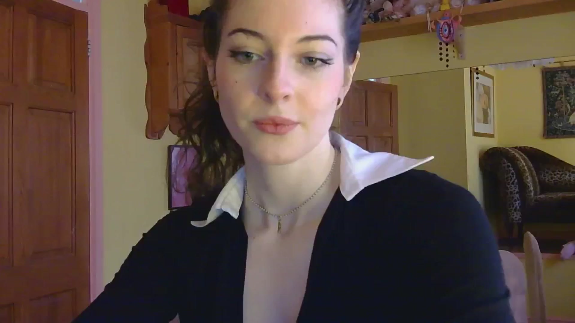 Gallery image thumbnail from sylksiren's myfreecams stream on, 02/27/2025, 12:15 image 16 of 20