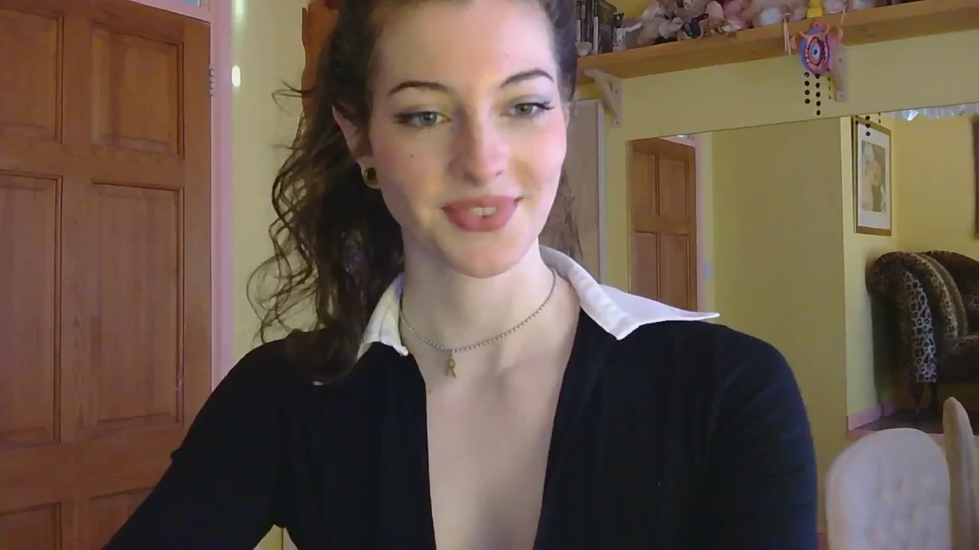 Gallery image thumbnail from sylksiren's myfreecams stream on, 02/27/2025, 14:28 image 2 of 20