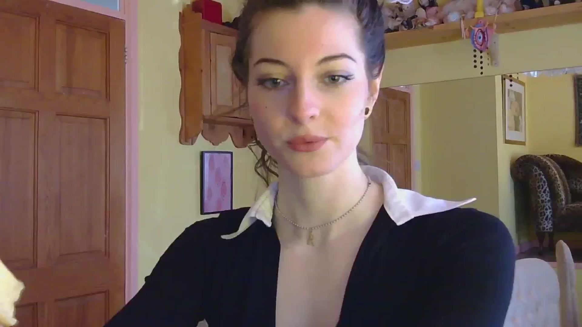 Gallery image thumbnail from sylksiren's myfreecams stream on, 02/27/2025, 14:28 image 6 of 20