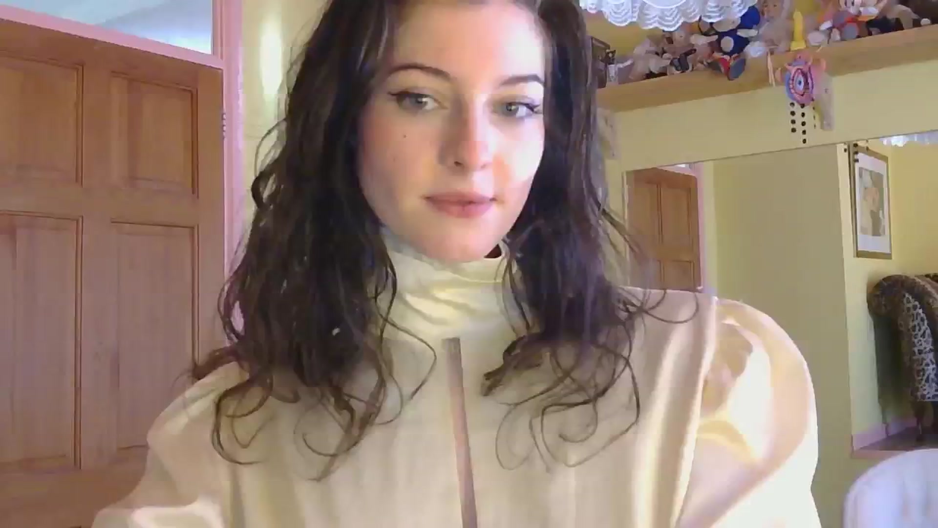 Gallery image thumbnail from sylksiren's myfreecams stream on, 02/28/2025, 13:58 image 13 of 20
