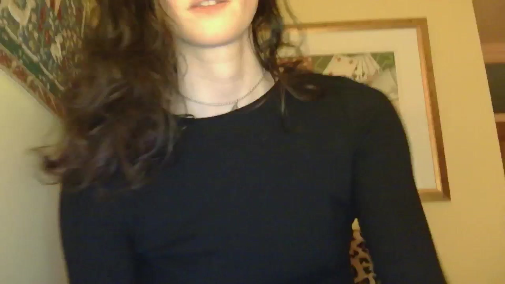Gallery image thumbnail from sylksiren's myfreecams stream on, 03/04/2025, 24:25 image 5 of 20