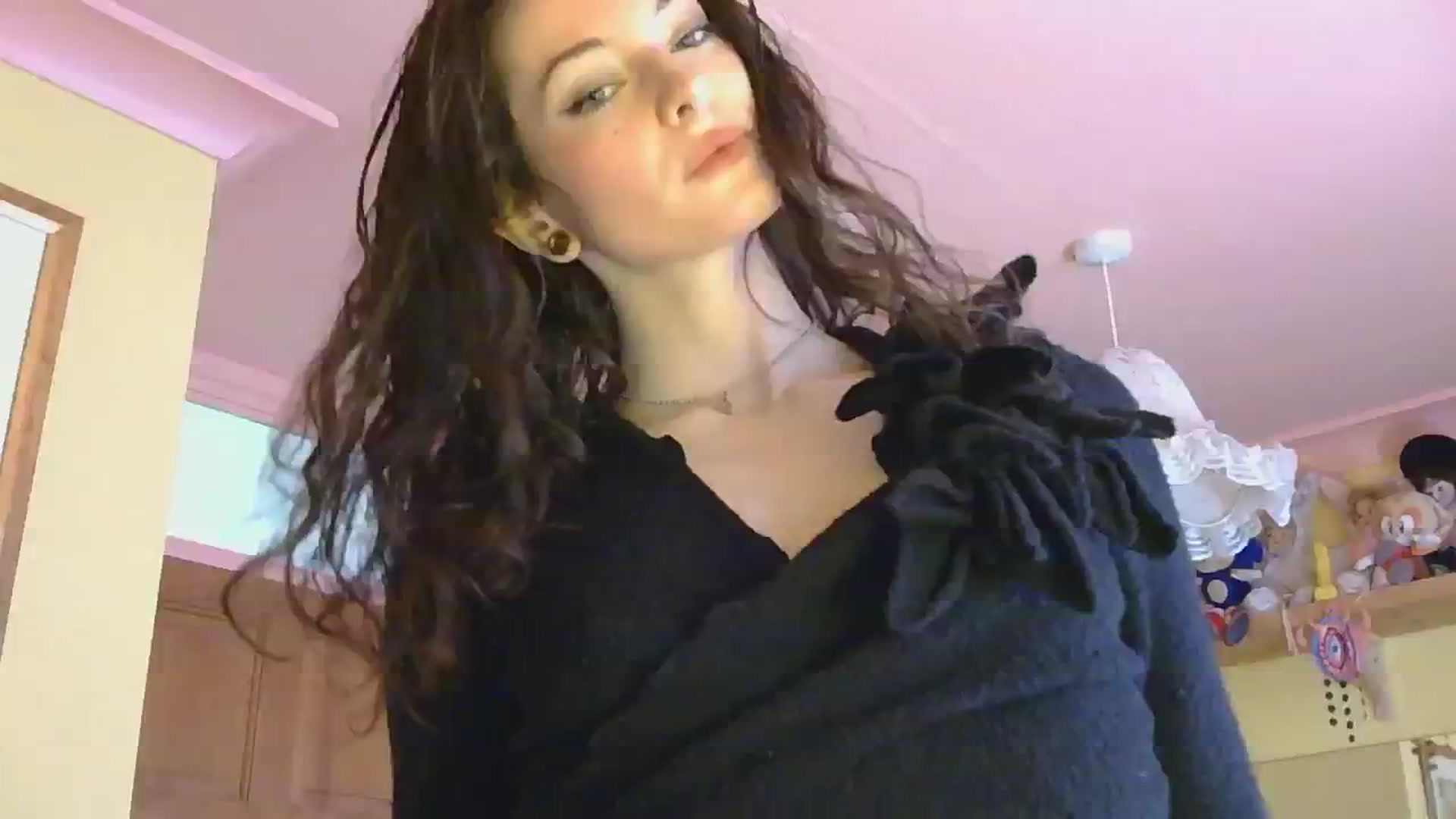 Gallery image thumbnail from sylksiren's myfreecams stream on, 03/04/2025, 15:24 image 1 of 20