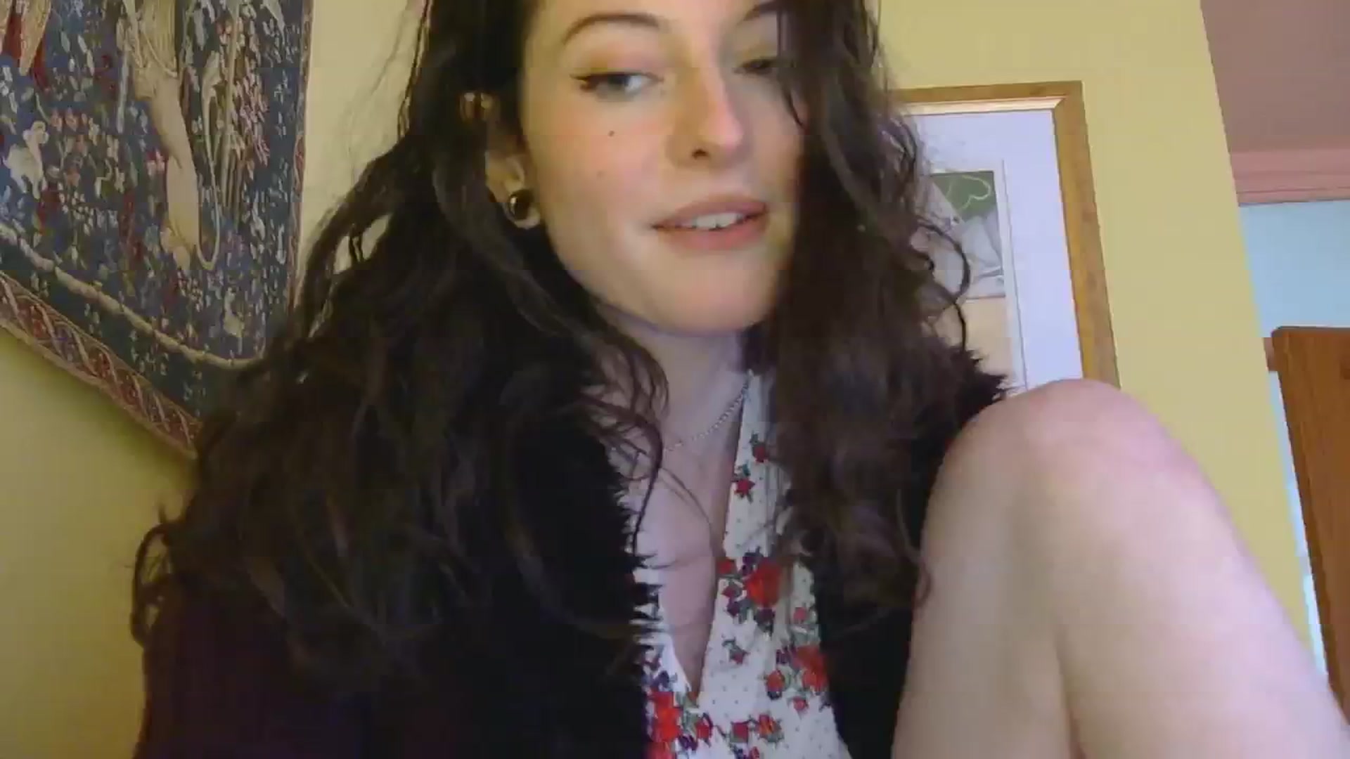 Gallery image thumbnail from sylksiren's myfreecams stream on, 03/05/2025, 16:30 image 17 of 20