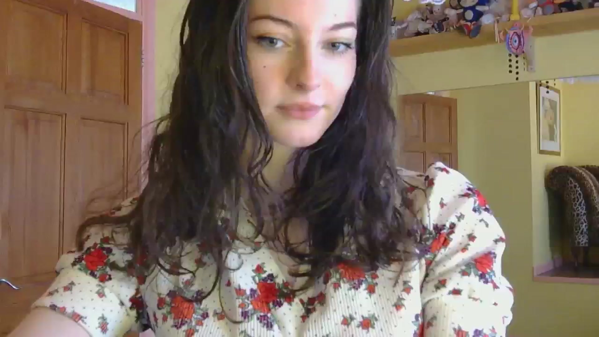 Gallery image thumbnail from sylksiren's myfreecams stream on, 03/05/2025, 16:30 image 5 of 20