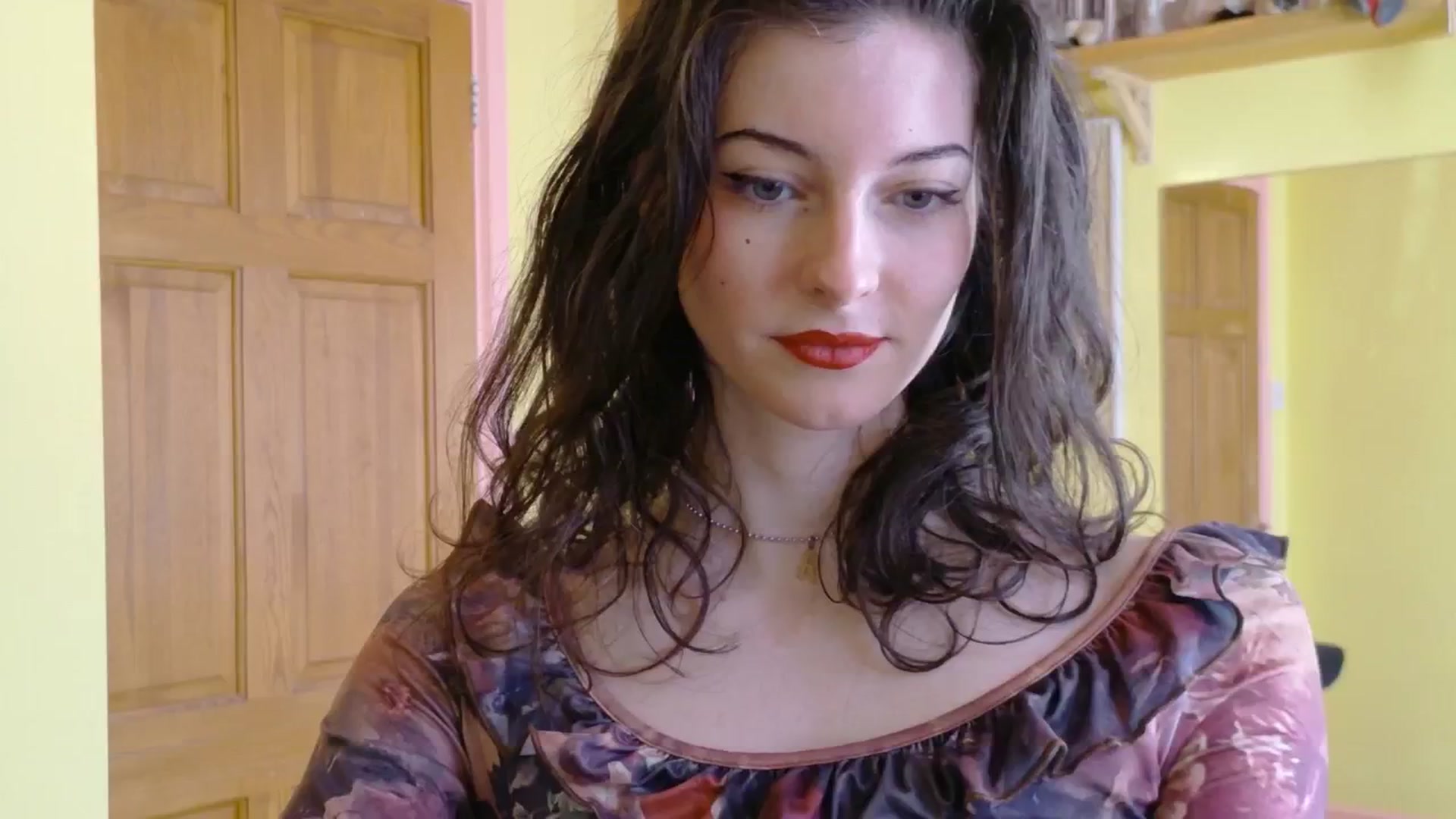Gallery image thumbnail from sylksiren's myfreecams stream on, 03/13/2025, 15:47 image 3 of 20