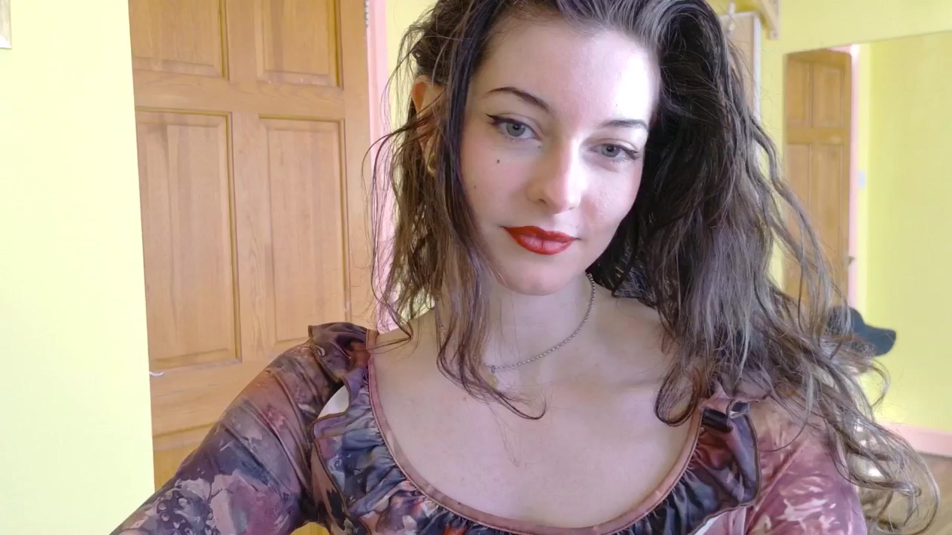 Gallery image thumbnail from sylksiren's myfreecams stream on, 03/13/2025, 16:17 image 3 of 20