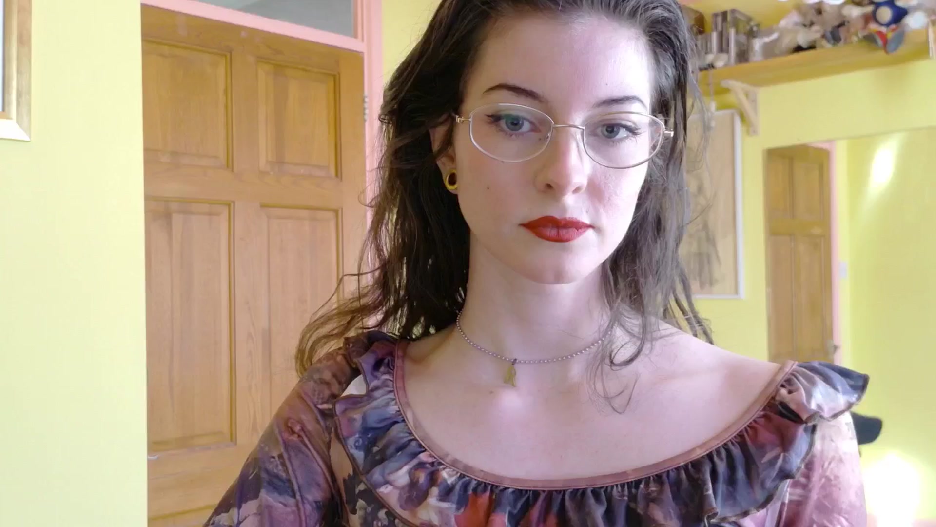 Gallery image thumbnail from sylksiren's myfreecams stream on, 03/13/2025, 16:17 image 20 of 20