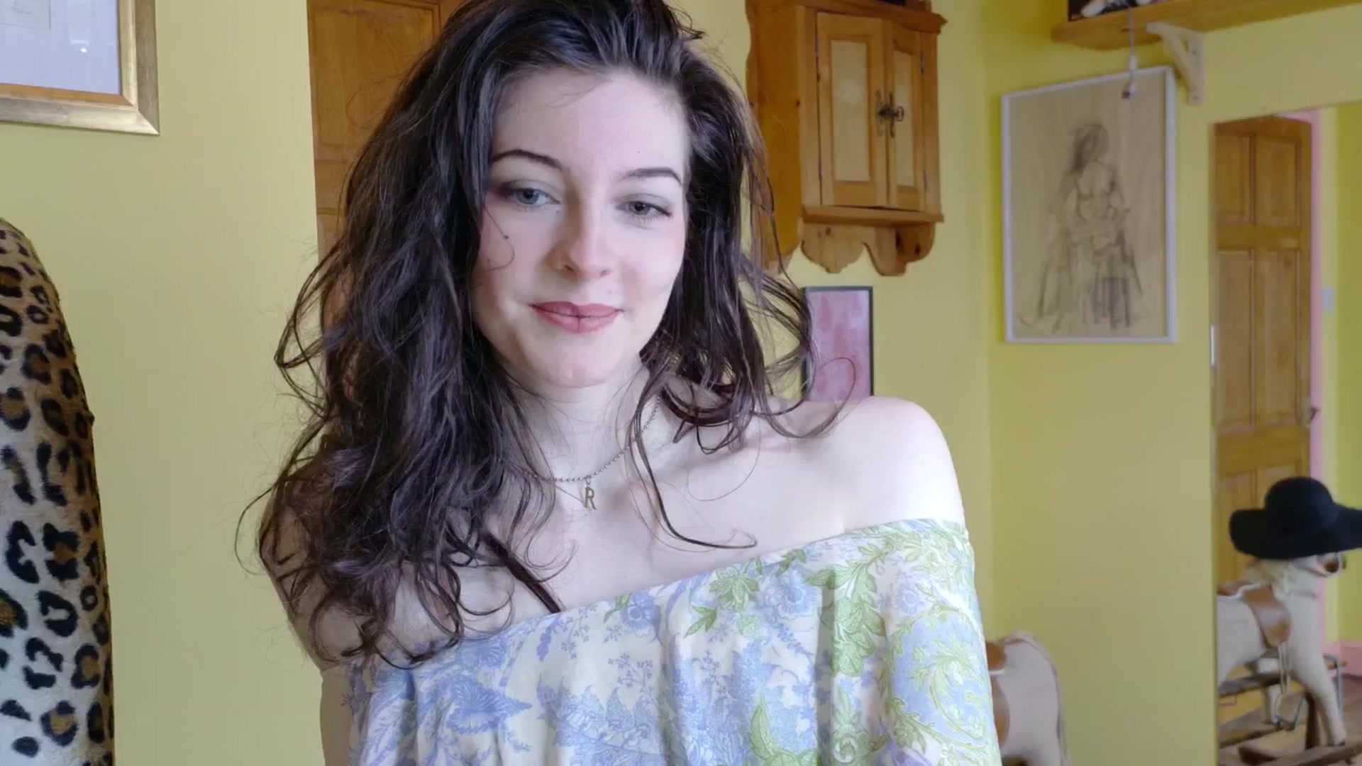 Gallery image thumbnail from sylksiren's myfreecams stream on, 03/14/2025, 14:25 image 7 of 20