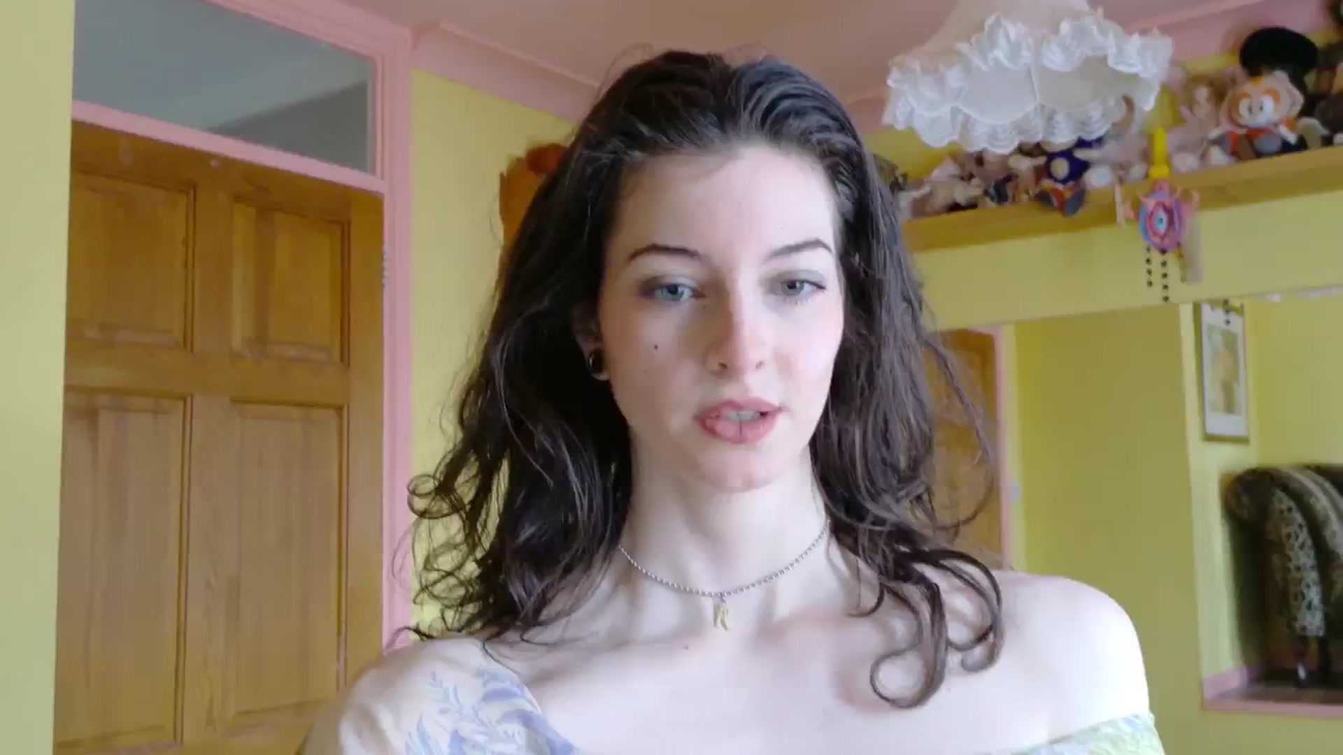 Gallery image thumbnail from sylksiren's myfreecams stream on, 03/14/2025, 14:25 image 17 of 20