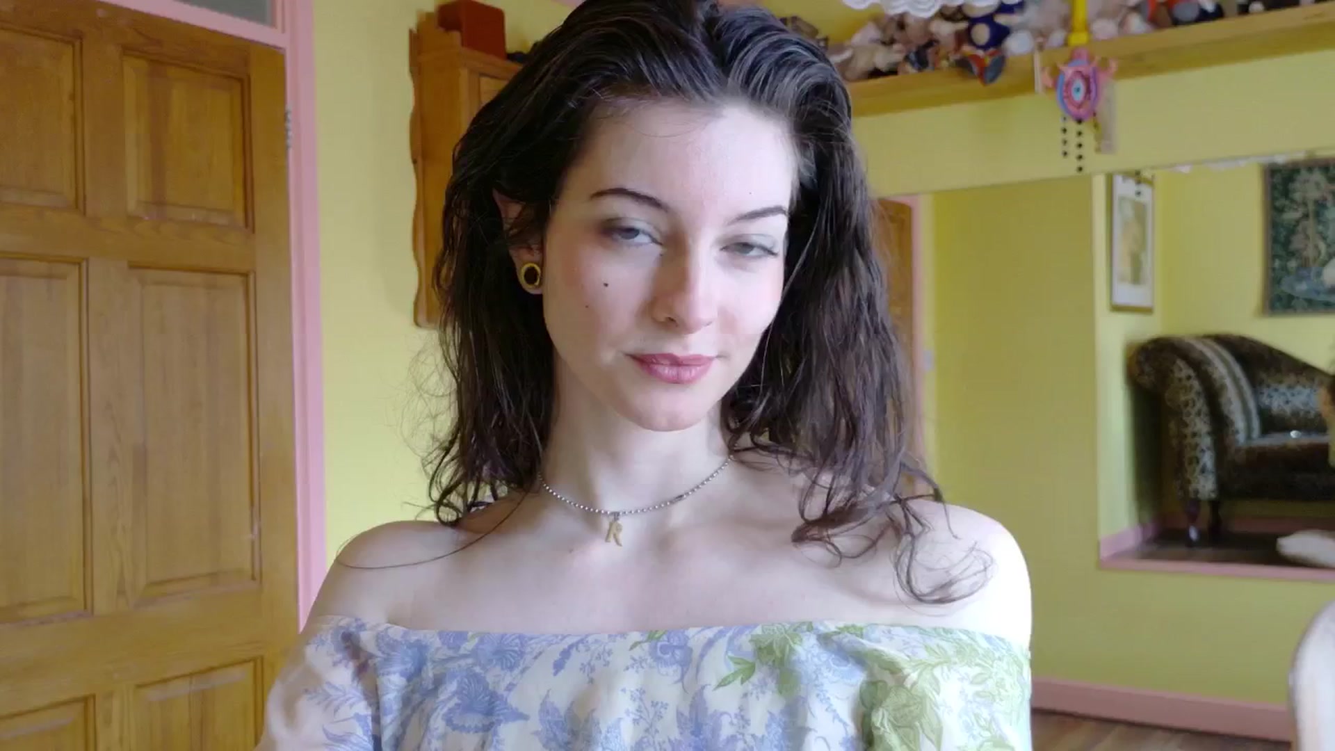 Gallery image thumbnail from sylksiren's myfreecams stream on, 03/14/2025, 15:42 image 4 of 20