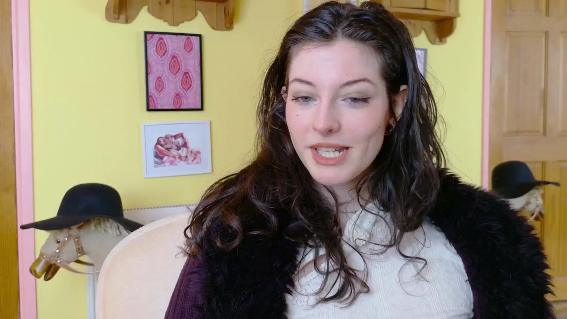 Gallery image thumbnail from sylksiren's myfreecams stream on, 03/20/2025, 14:17 image 6 of 20