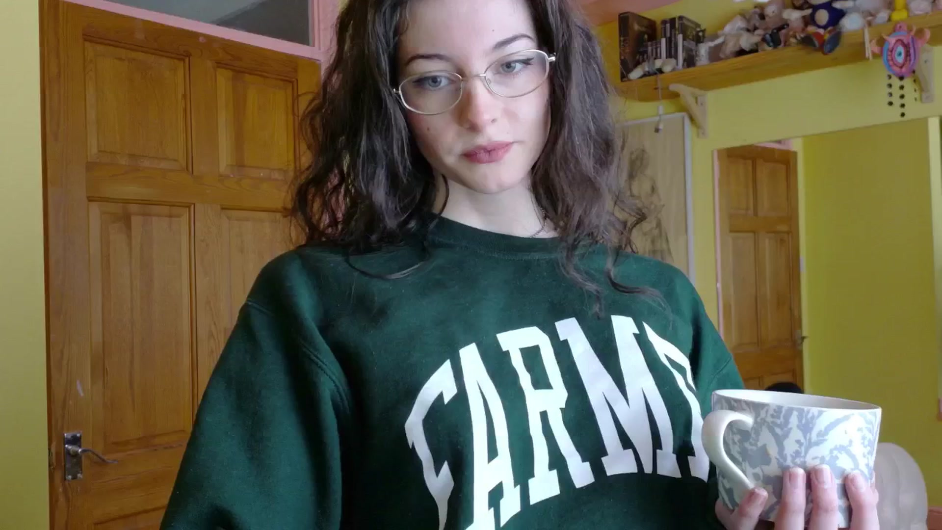 Gallery image thumbnail from sylksiren's myfreecams stream on, 03/23/2025, 14:25 image 3 of 20
