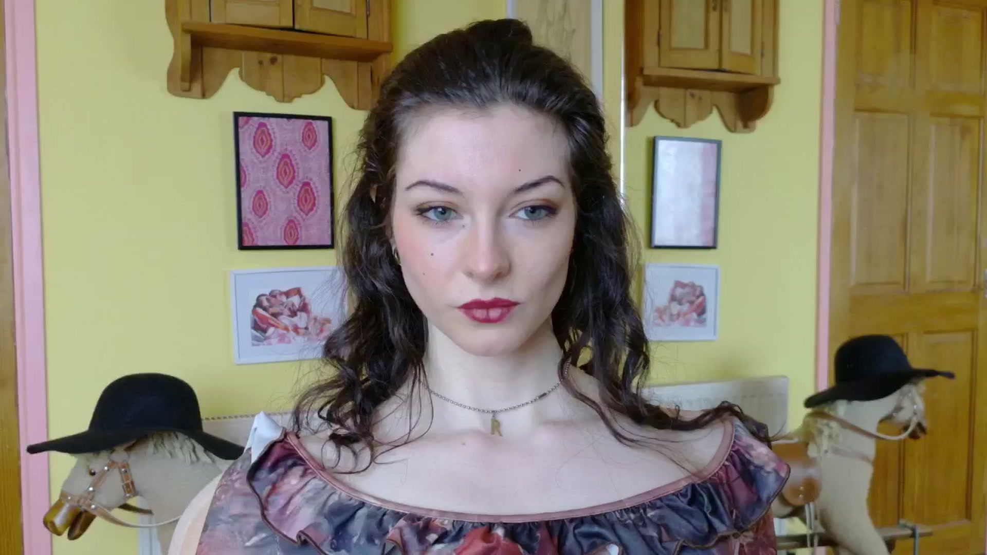 Gallery image thumbnail from sylksiren's myfreecams stream on, 03/24/2025, 15:22 image 5 of 20