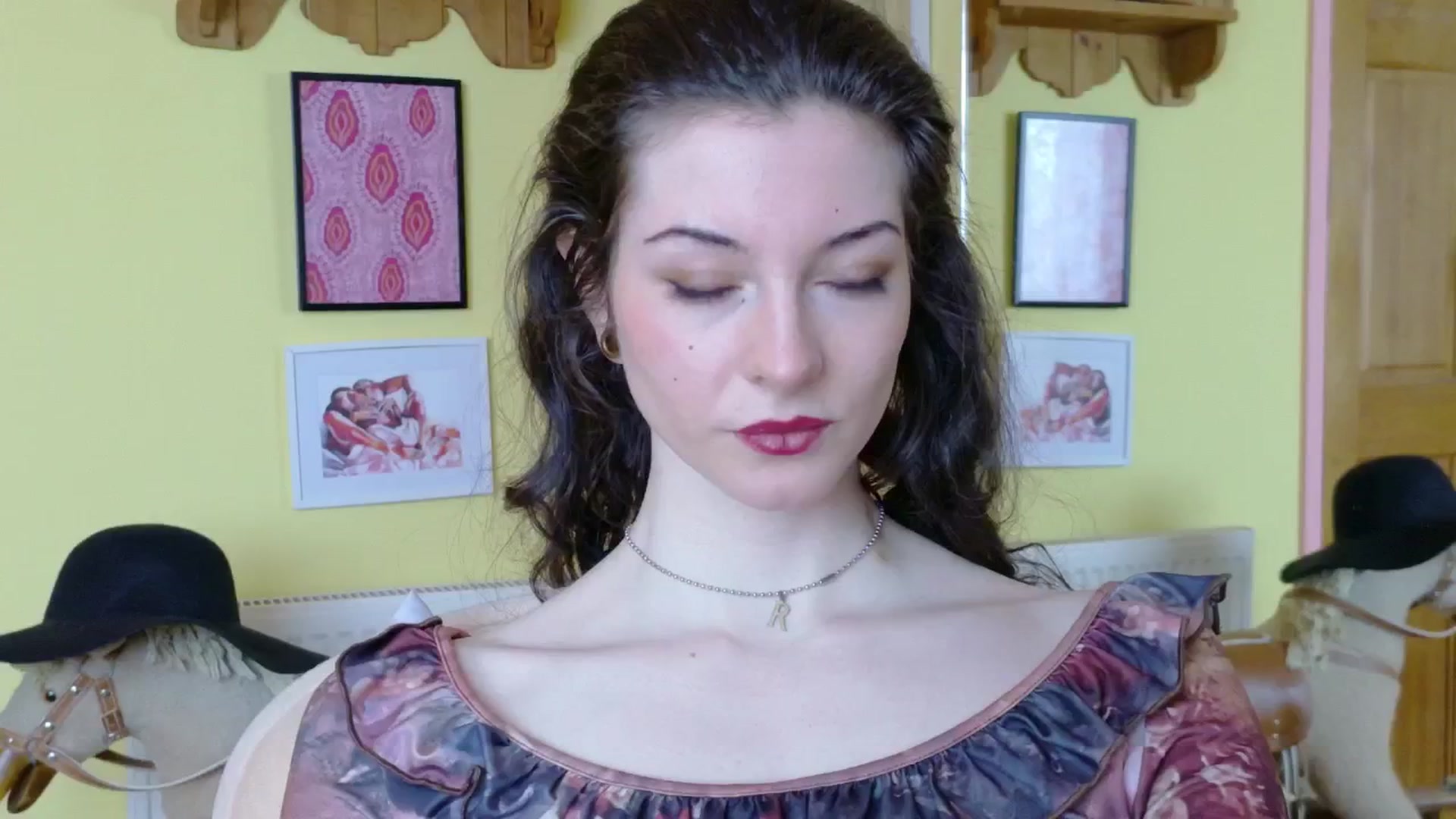 Gallery image thumbnail from sylksiren's myfreecams stream on, 03/24/2025, 15:22 image 11 of 20