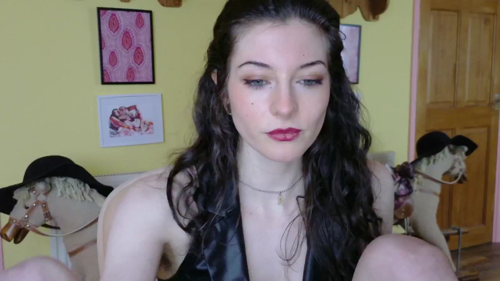 Gallery image thumbnail from sylksiren's myfreecams stream on, 03/24/2025, 17:26 image 20 of 20