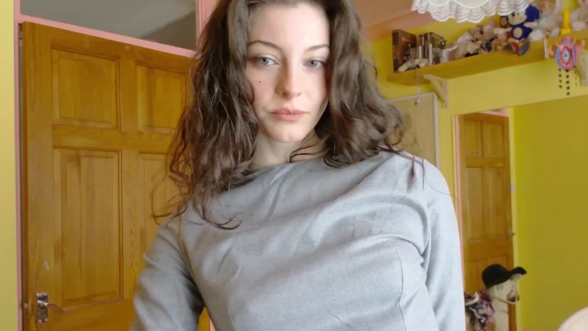 Gallery image thumbnail from sylksiren's myfreecams stream on, 03/26/2025, 15:06 image 8 of 20