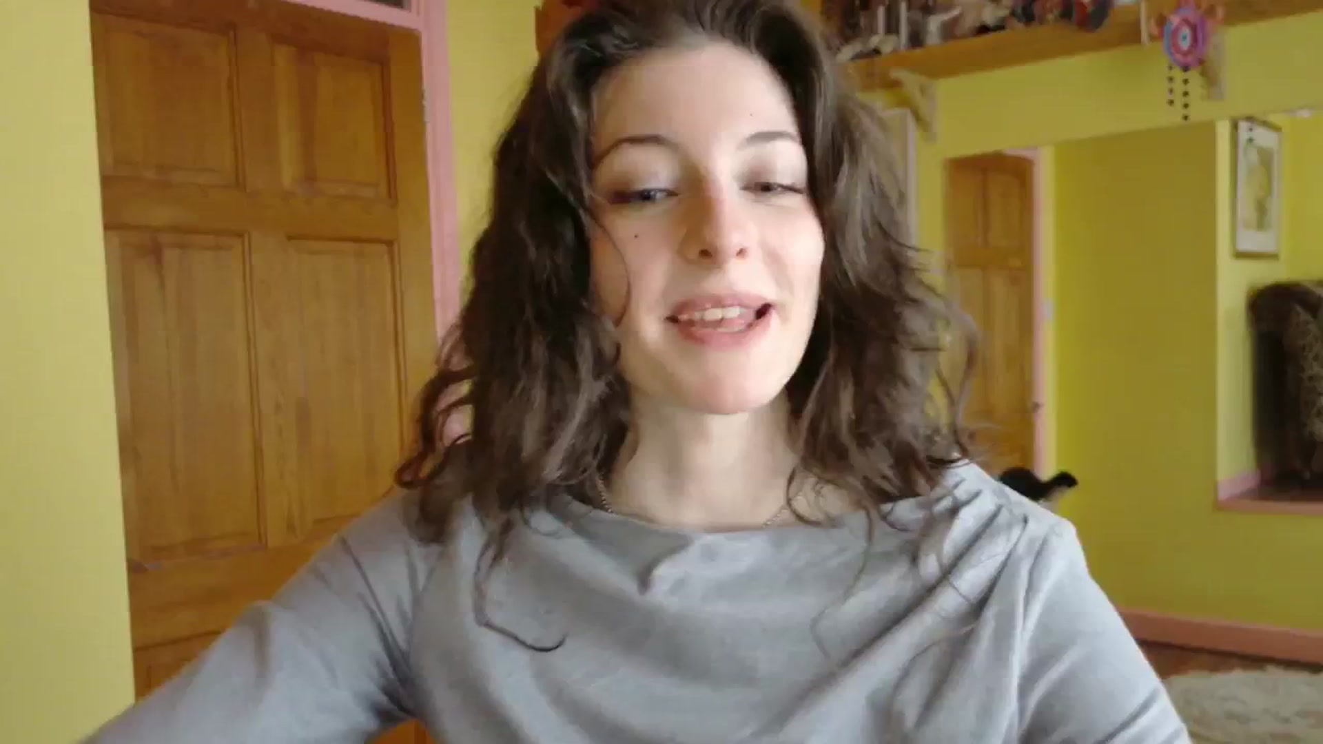Gallery image thumbnail from sylksiren's myfreecams stream on, 03/26/2025, 18:37 image 13 of 20