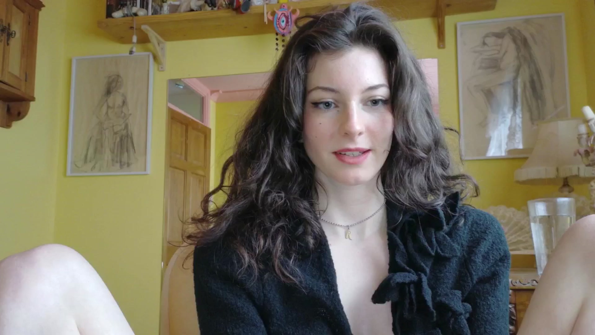 Gallery image thumbnail from sylksiren's myfreecams stream on, 03/27/2025, 17:33 image 6 of 20