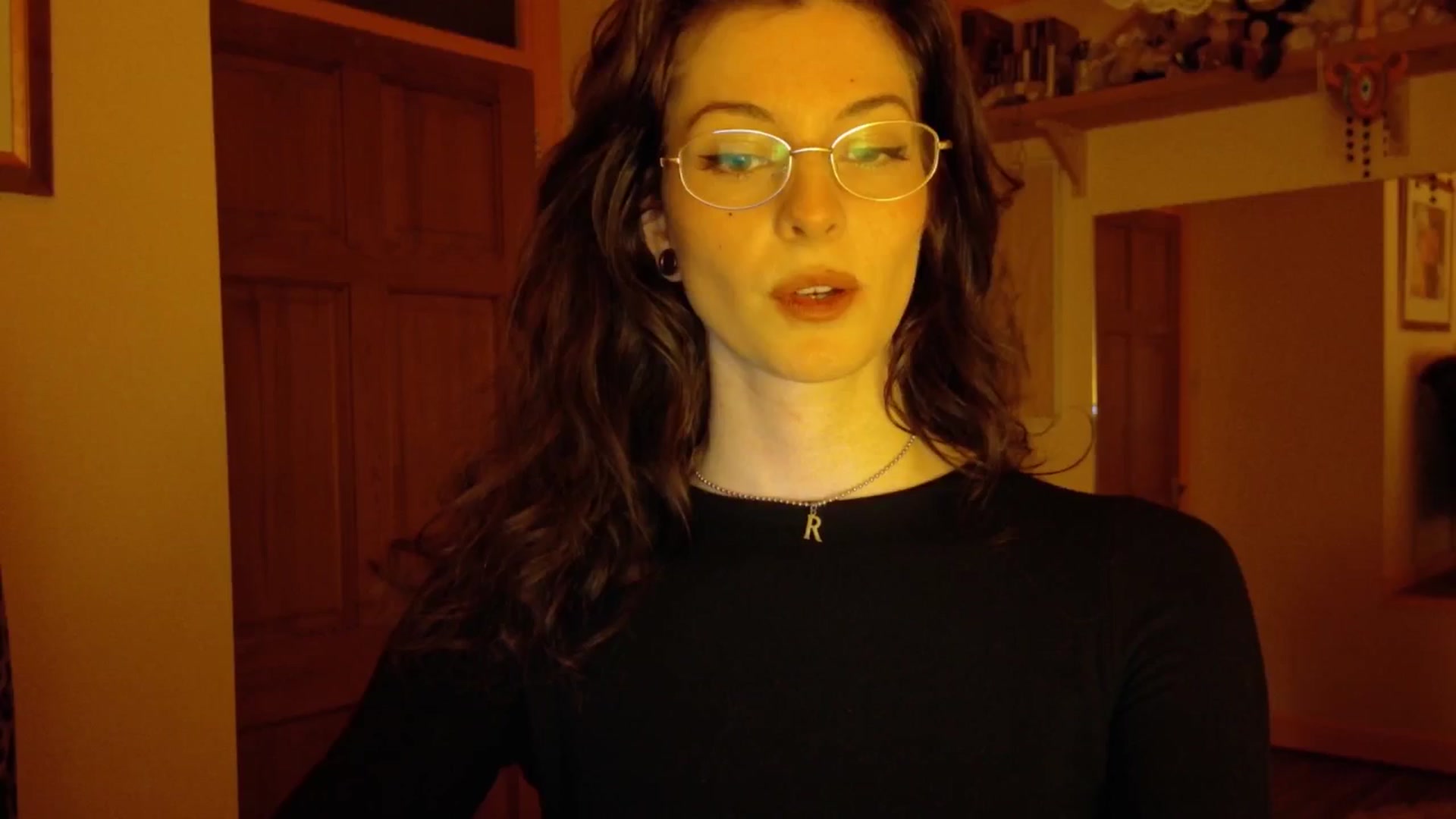 Gallery image thumbnail from sylksiren's myfreecams stream on, 03/28/2025, 23:10 image 13 of 20