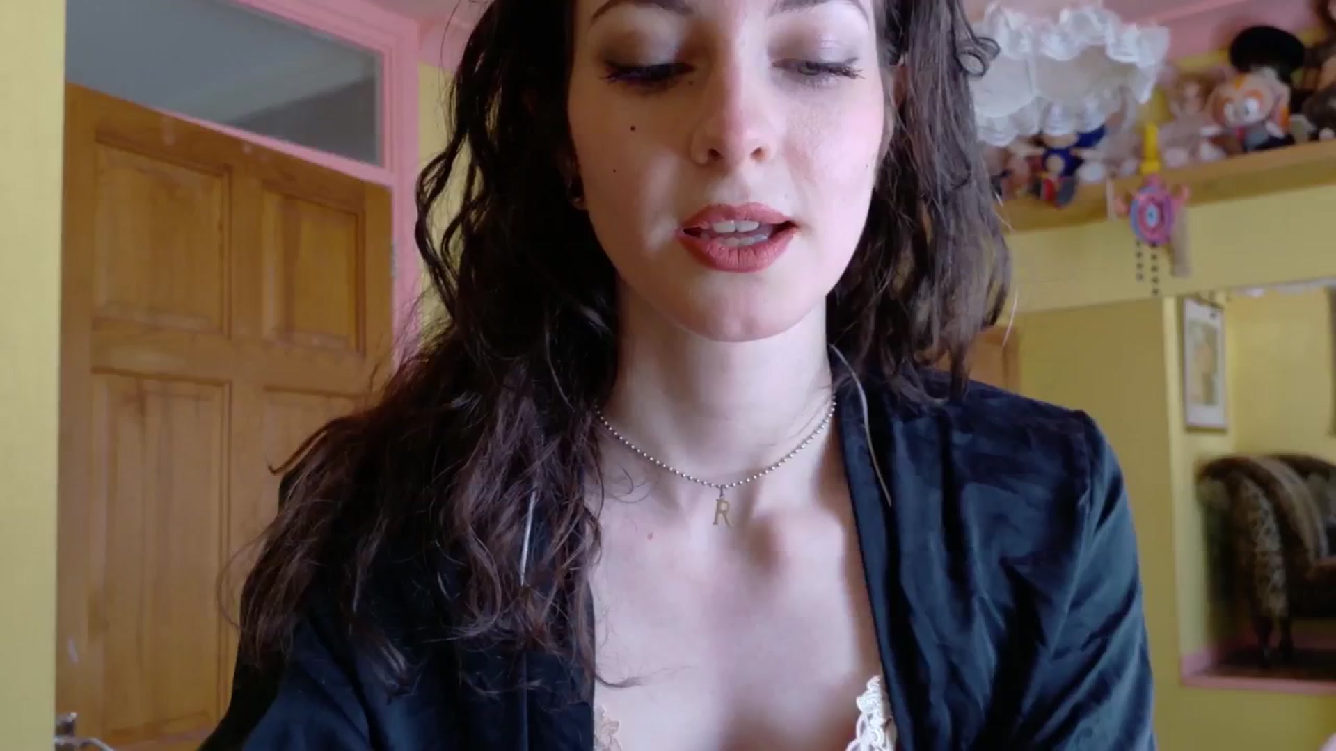 Gallery image thumbnail from sylksiren's myfreecams stream on, 04/02/2025, 14:03 image 3 of 20