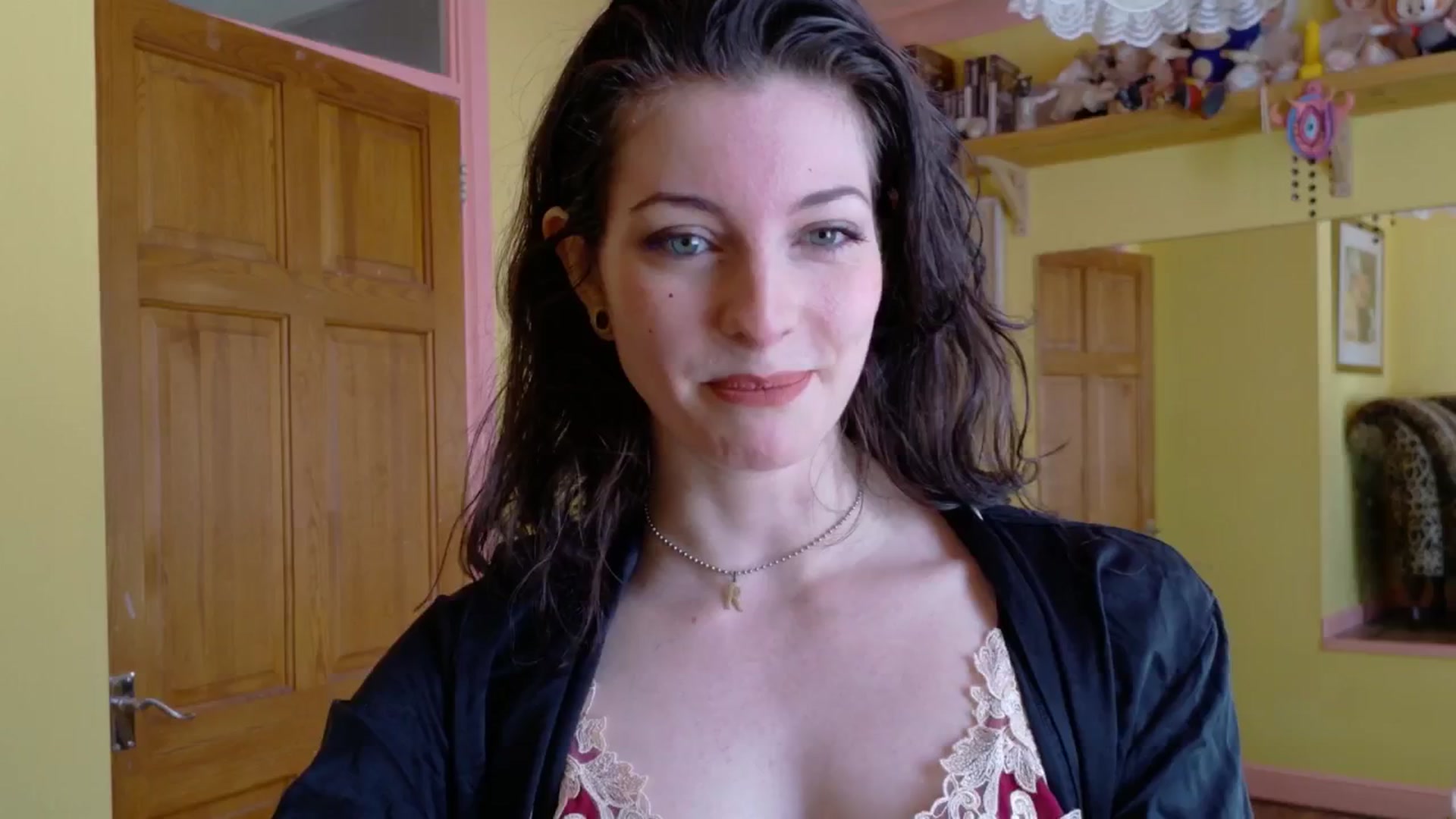 Gallery image thumbnail from sylksiren's myfreecams stream on, 04/02/2025, 14:03 image 14 of 20